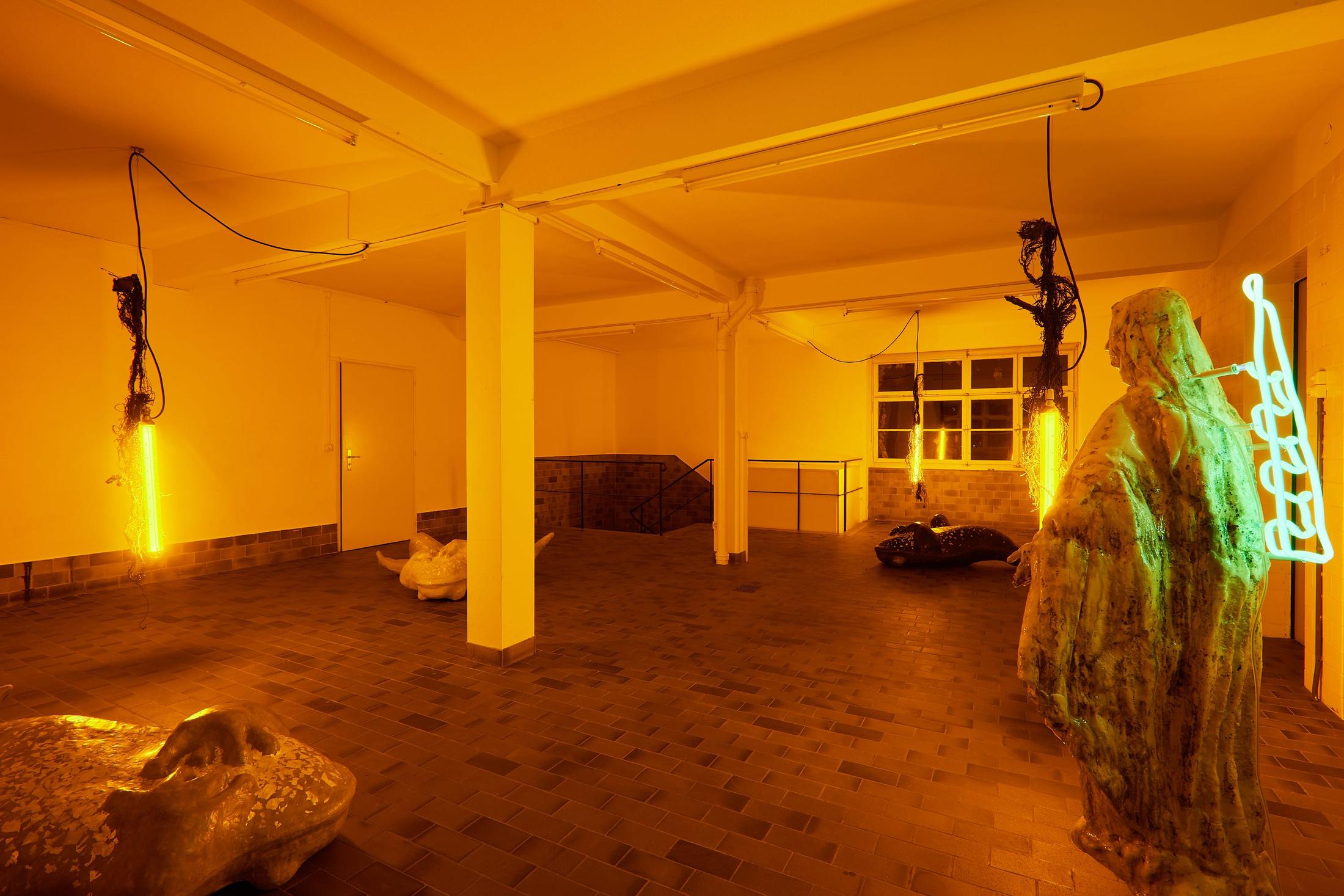 Exhibition View Duo Show «Octogone» at Mayday, Basel, 2023 / Photo: Moritz Schermbach / Courtesy: the artists and Mayday