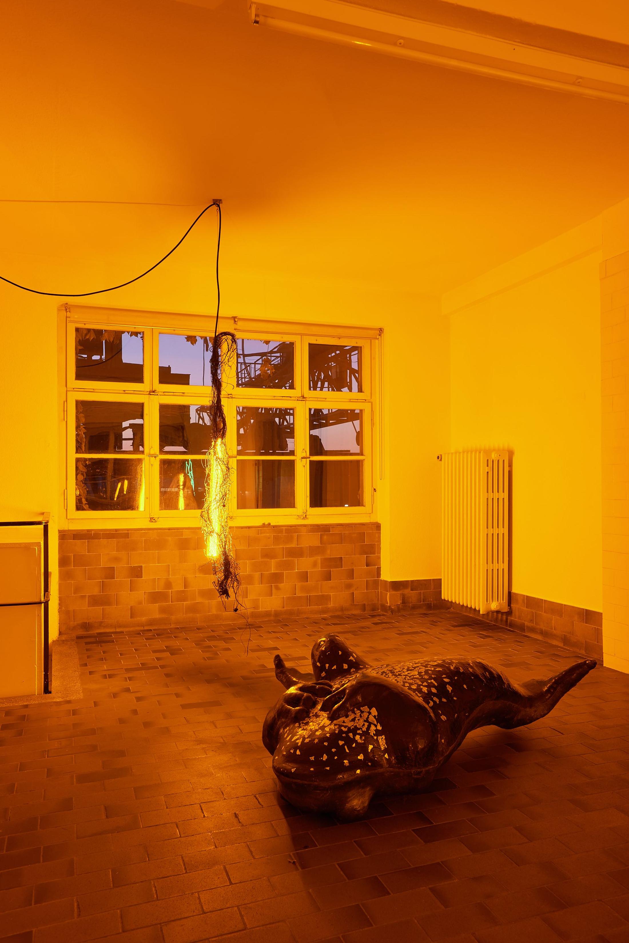 Exhibition View Duo Show «Octogone» at Mayday, Basel, 2023 / Photo: Moritz Schermbach / Courtesy: the artists and Mayday