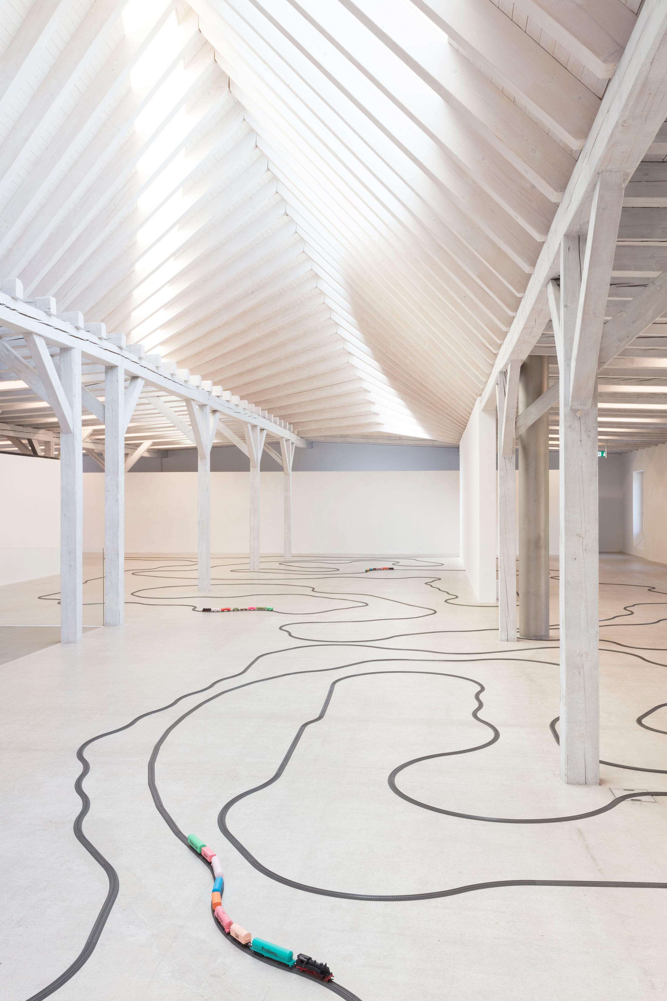 Exhibition View David Renggli Solo Show «Jahrmarkt der Gefühle» at Kunstzeughaus, Rapperswil, 2023 / Photo: Andri Stadler / Courtesy: the artist, Tobias Mueller Modern Art and Wentrup Gallery