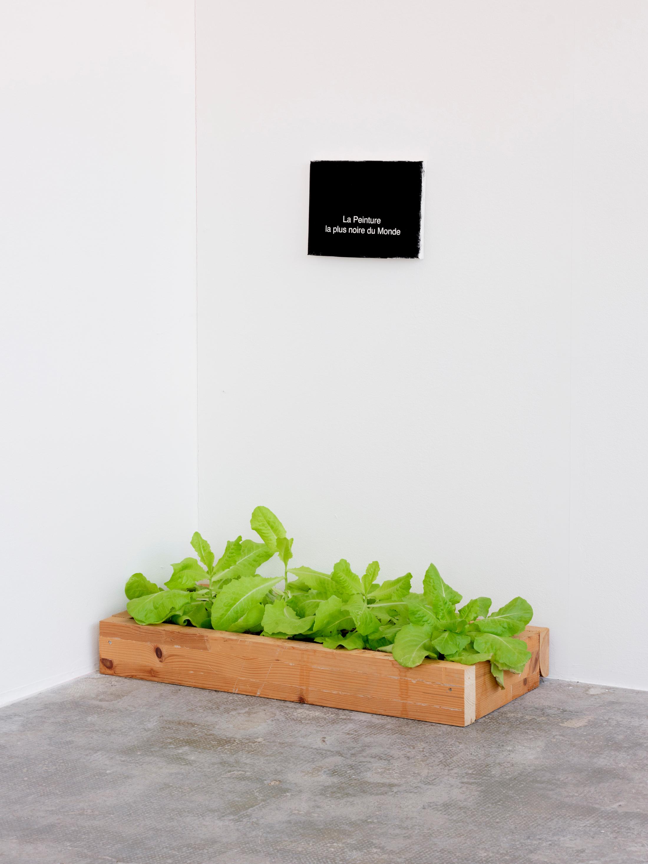 Exhibition View Group Show «Der 01.01.3000 ist ein Mittwoch» at Smallville, Neuchâtel, 2023 / Photo: Sebastian Verdon / Courtesy: the artists and Smallville