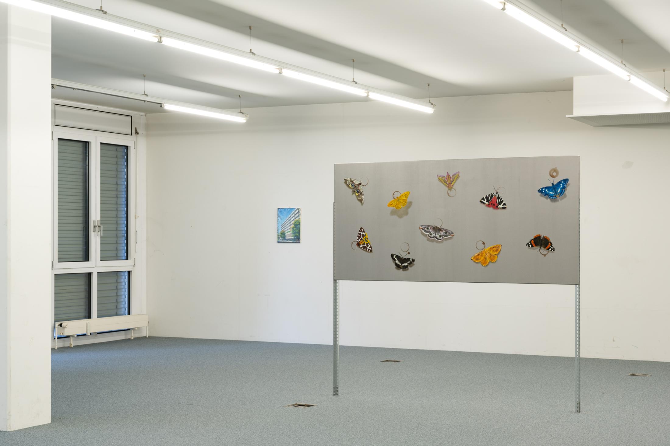 Exhibition View Diogo Pinto Solo Show «Decaf Ballad» at Dietikon Projektraum, Dietikon, 2023 / Photo: Finn Curry / Courtesy: the artist and Dietikon Projektraum