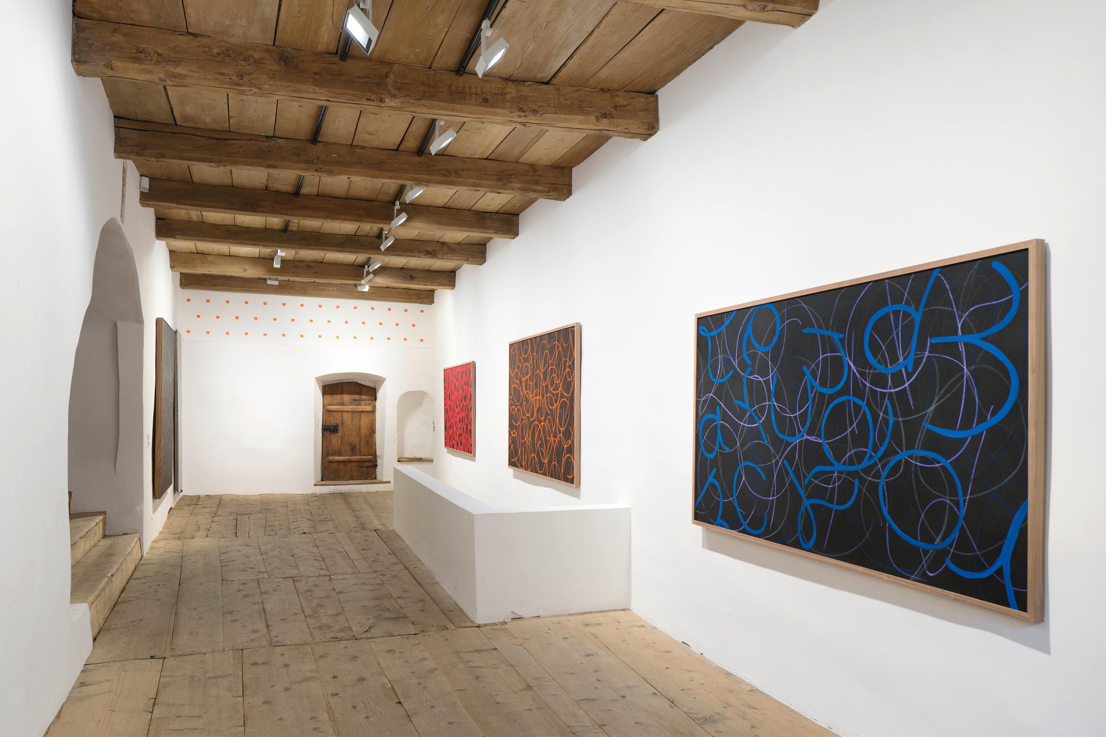 Exhibition View donna Kukama Solo Show «transcendence» at Galerie Tschudi, Zuoz, 2023 / Photo: Ralph Feiner / Courtesy: the artist and Galerie Tschudi