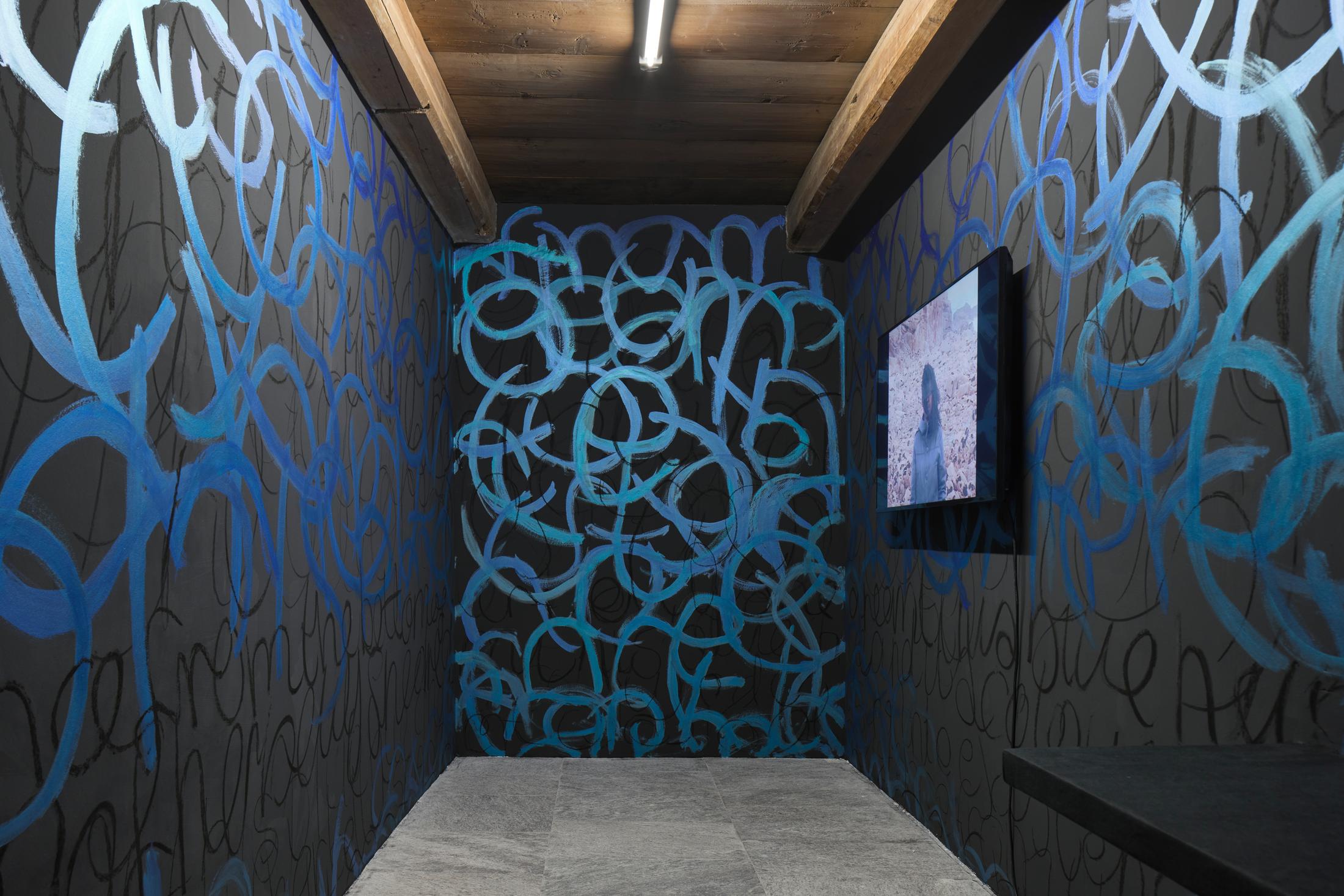 Exhibition View donna Kukama Solo Show «transcendence» at Galerie Tschudi, Zuoz, 2023 / Photo: Ralph Feiner / Courtesy: the artist and Galerie Tschudi