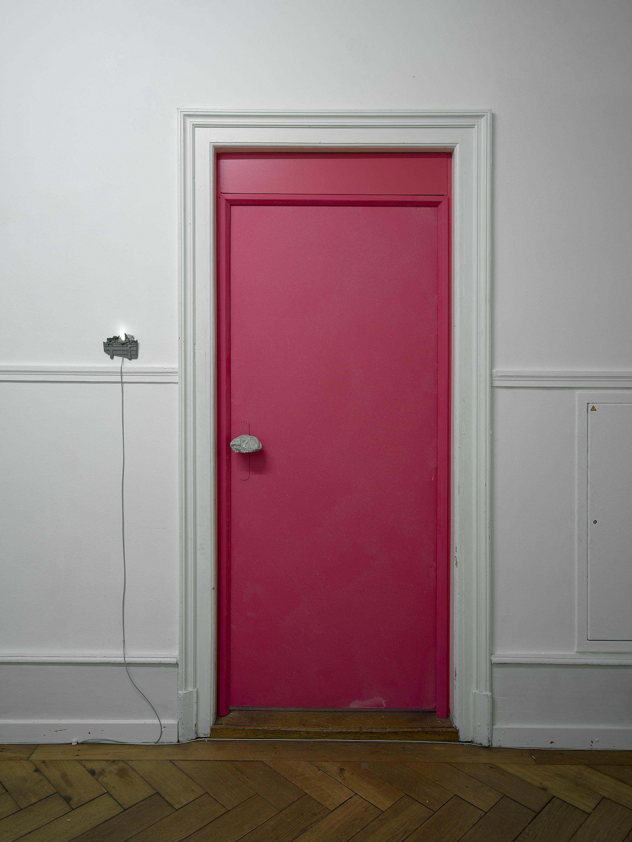 Exhibition View Hunter Longe Solo Show «Various Lambent Portals» at Kunsthaus Langenthal, Langenthal, 2023 / Photo: Cedric Mussano / Courtesy: the artist and Kunsthaus Langenthal