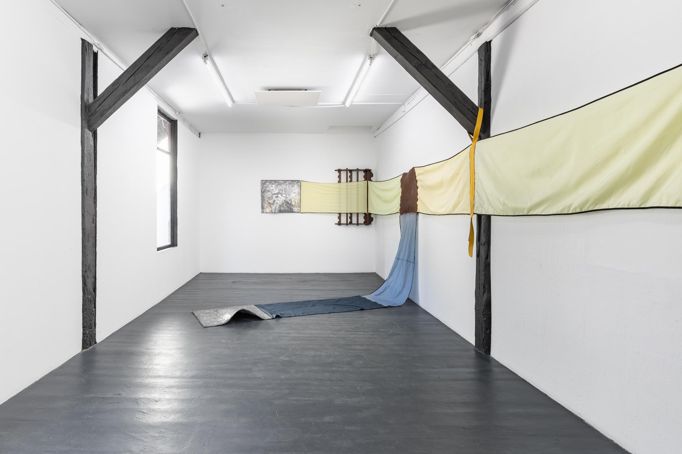 Exhibition View Duo Show «Leila Peacock & Gil Pellaton; view on Gil Pellaton, Gil Pellaton, Sentences Unfold Part 2 (detail), 2023» at Last Tango, Zurich, 2023 / Photo: Kilian Bannwart / Courtesy: the artist and Last Tango