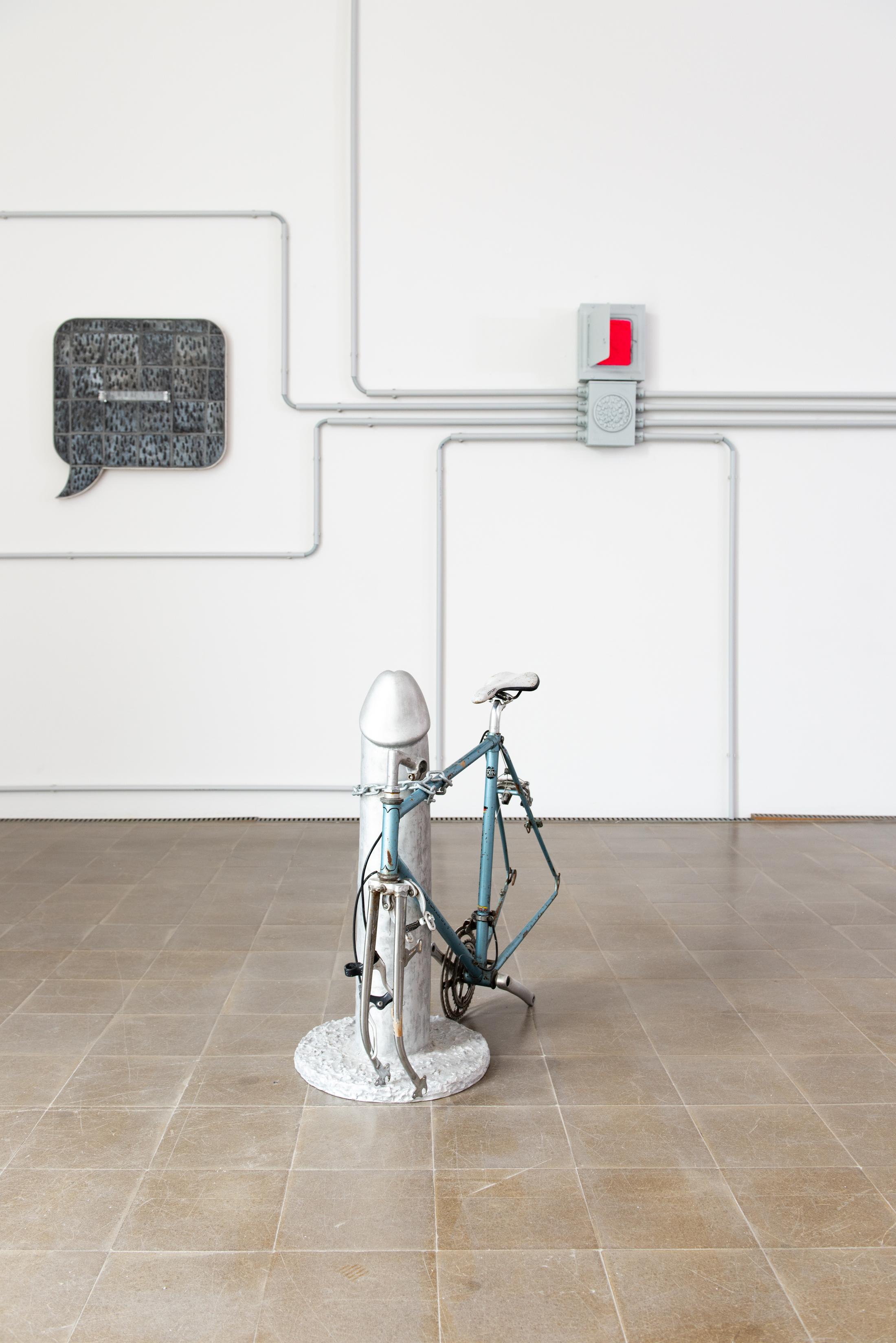 Exhibition View Liz Craft Solo Show «Me Princess» at Kunsthaus Centre d'art Pasquart, Biel, 2023 / Photo: Lea Kunz / Courtesy: the artist and Kunsthaus Centre d'art Pasquart