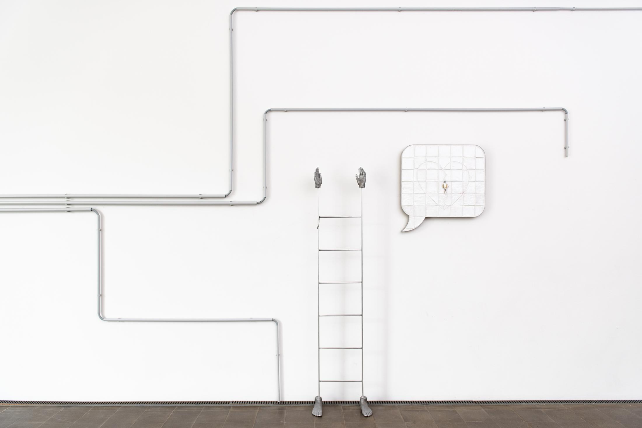 Exhibition View Liz Craft Solo Show «Me Princess» at Kunsthaus Centre d'art Pasquart, Biel, 2023 / Photo: Lea Kunz / Courtesy: the artist and Kunsthaus Centre d'art Pasquart