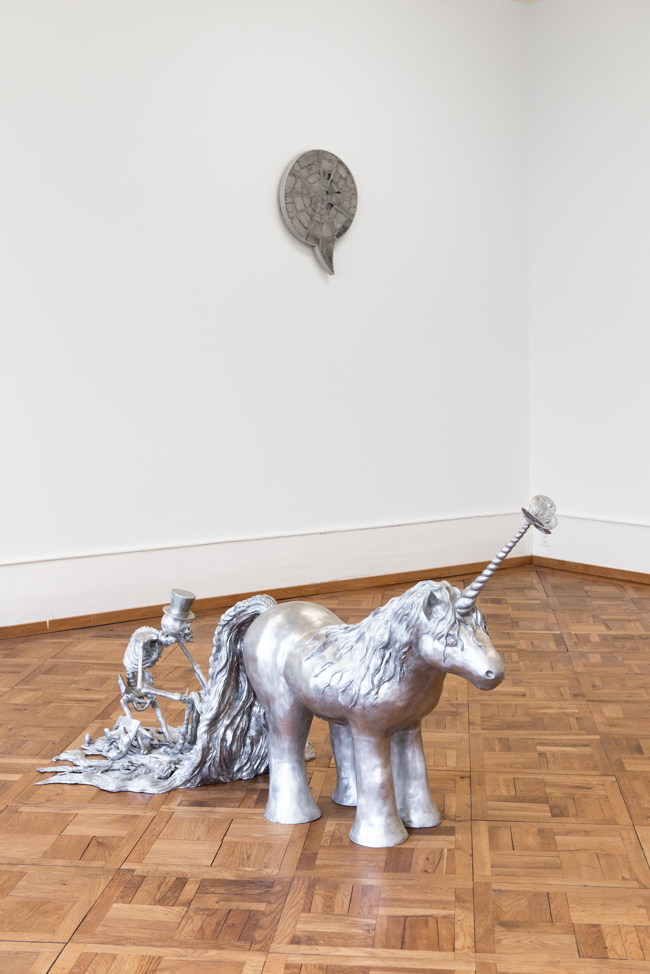 Exhibition View Liz Craft Solo Show «Me Princess» at Kunsthaus Centre d'art Pasquart, Biel, 2023 / Photo: Lea Kunz / Courtesy: the artist and Kunsthaus Centre d'art Pasquart