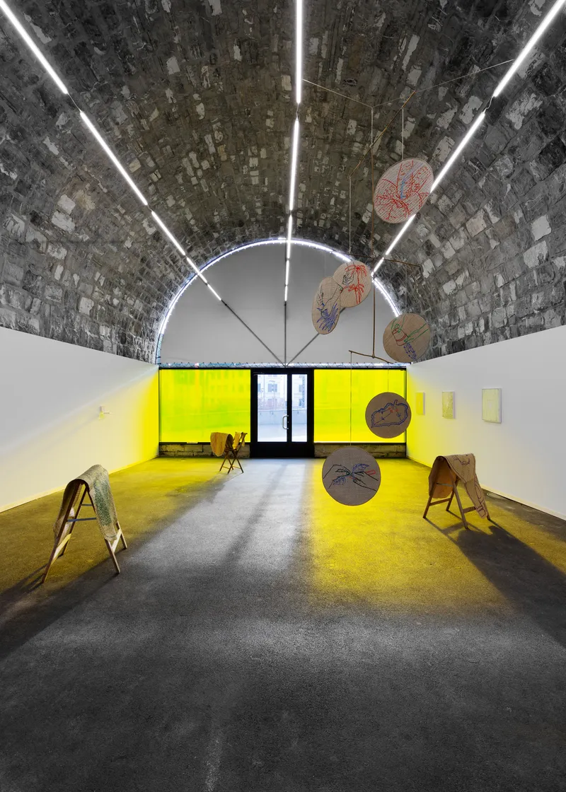 Exhibition View Group Show «Melanie Akeret, Luana Cardinaux and Sergio Rojas Chaves» at Bad Posture, Lausanne, 2023 / Photo: Théa Giglio / Courtesy: the artists and Bad Posture