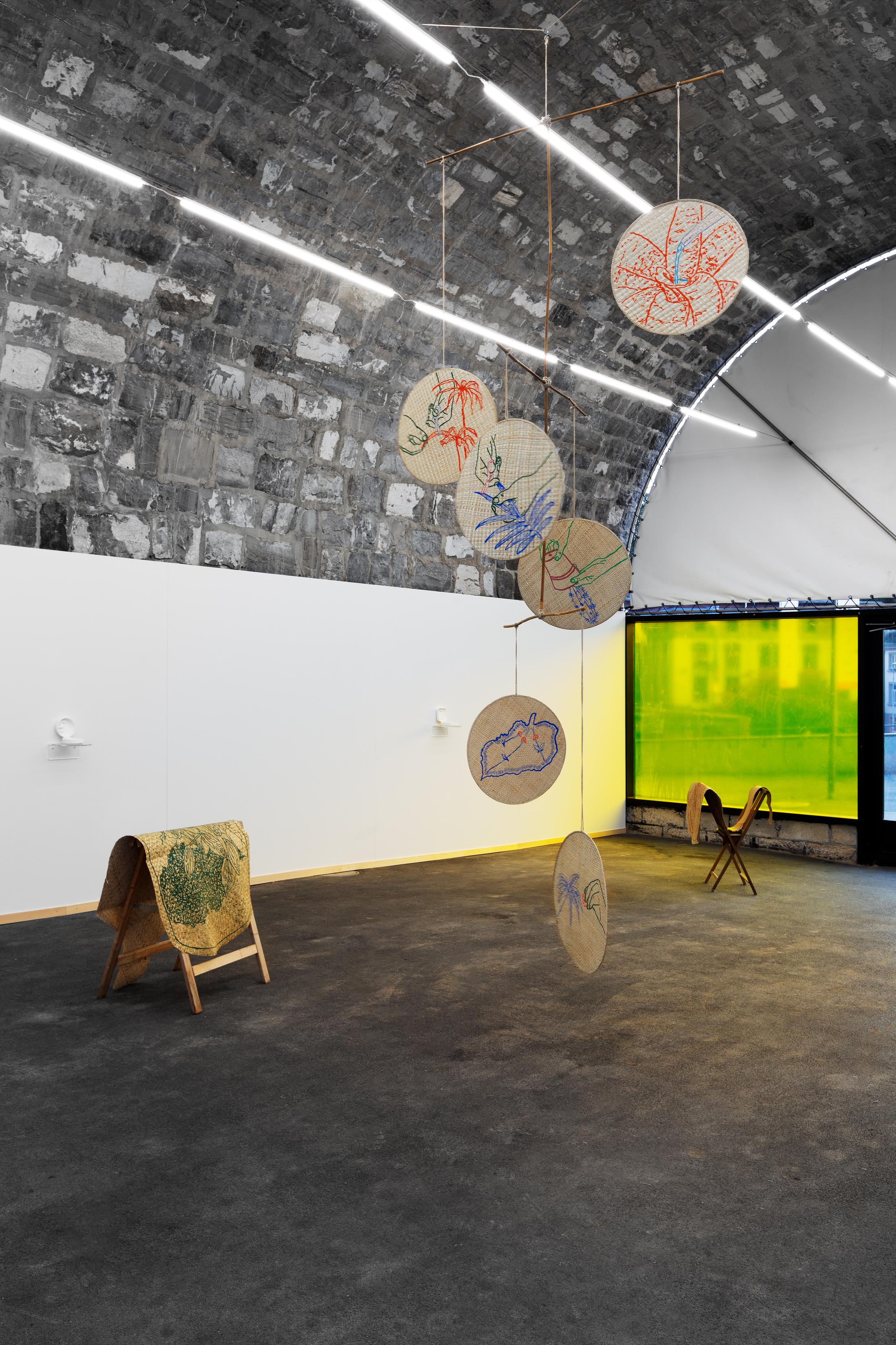 Exhibition View Group Show «Melanie Akeret, Luana Cardinaux and Sergio Rojas Chaves» at Bad Posture, Lausanne, 2023 / Photo: Théa Giglio / Courtesy: the artists and Bad Posture