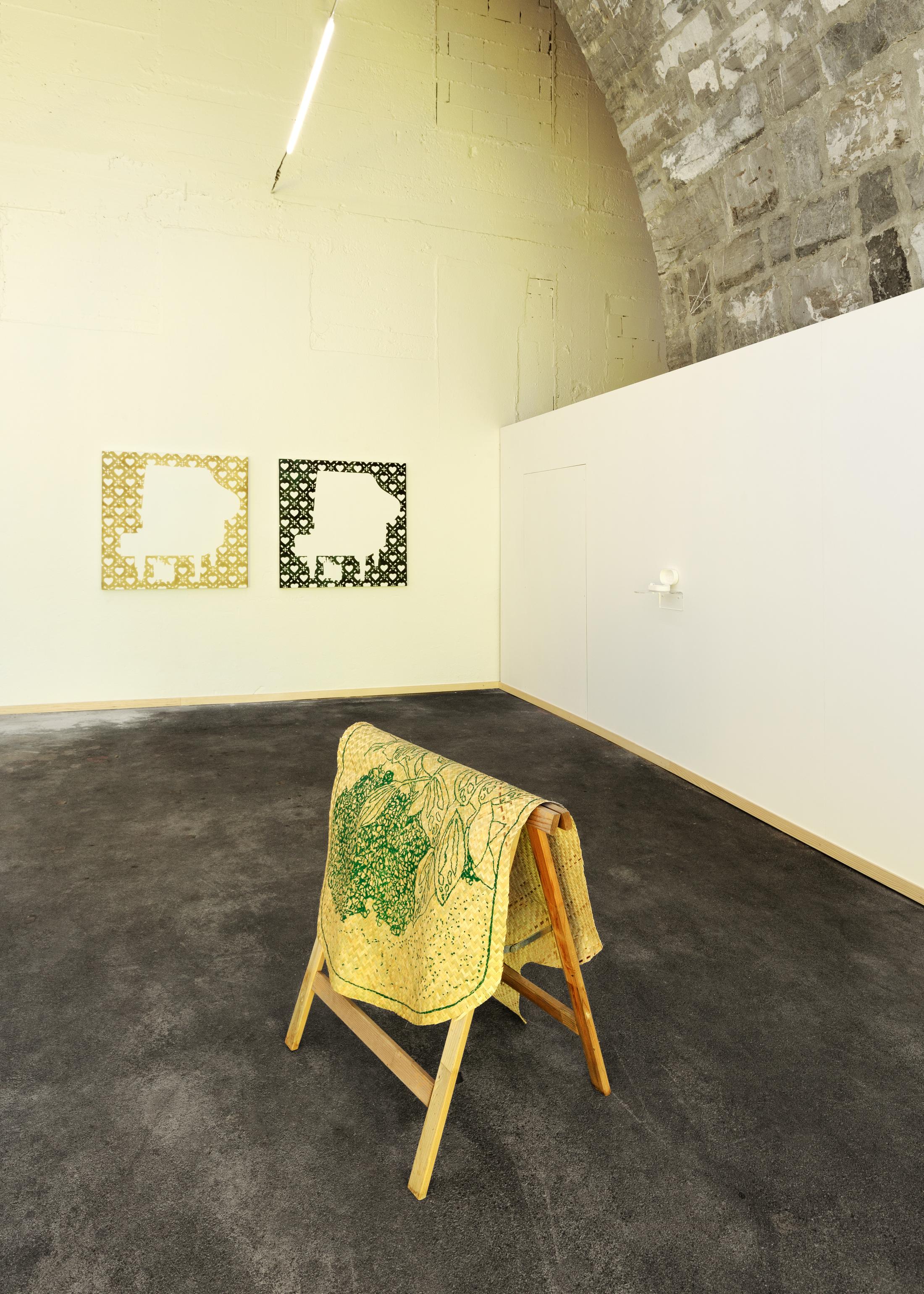 Exhibition View Group Show «Melanie Akeret, Luana Cardinaux and Sergio Rojas Chaves» at Bad Posture, Lausanne, 2023 / Photo: Théa Giglio / Courtesy: the artists and Bad Posture