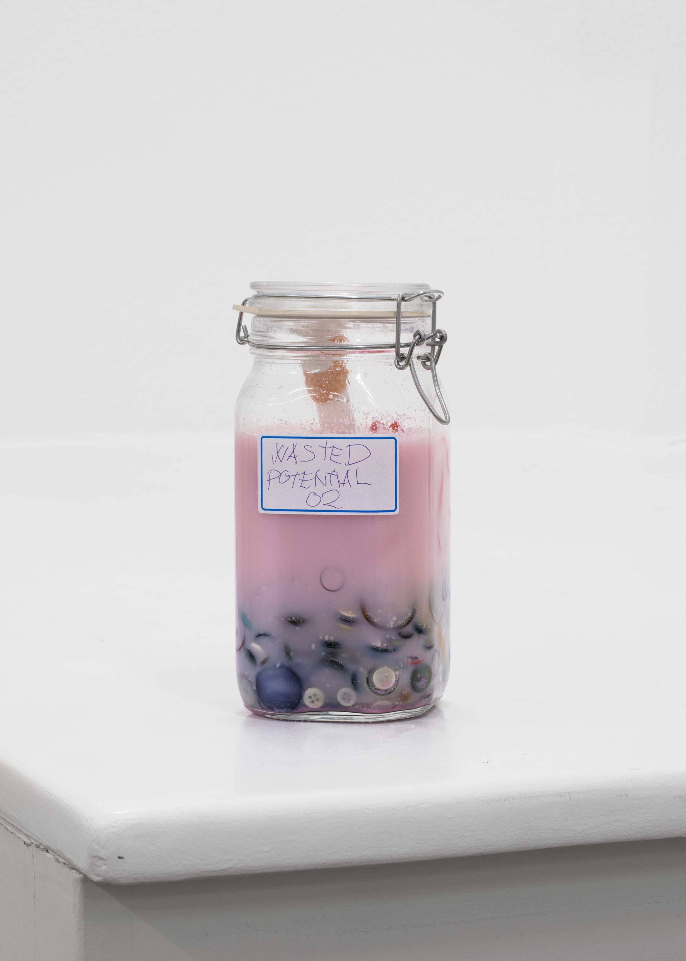 Exhibition View Solo Show Mona Filleul «PARTY MIX feat. Thilda Bourqui, Tony Colombe. K, Pauline Coquart, Gaia Vincensini, Xaxalxe; view on Thilda Bourqui, wasted potential 02, 2024» at Krone Couronne, Biel/Bienne, 2024 / Photo: Fabrice Schneider / Courtesy: The artist and Krone Couronne