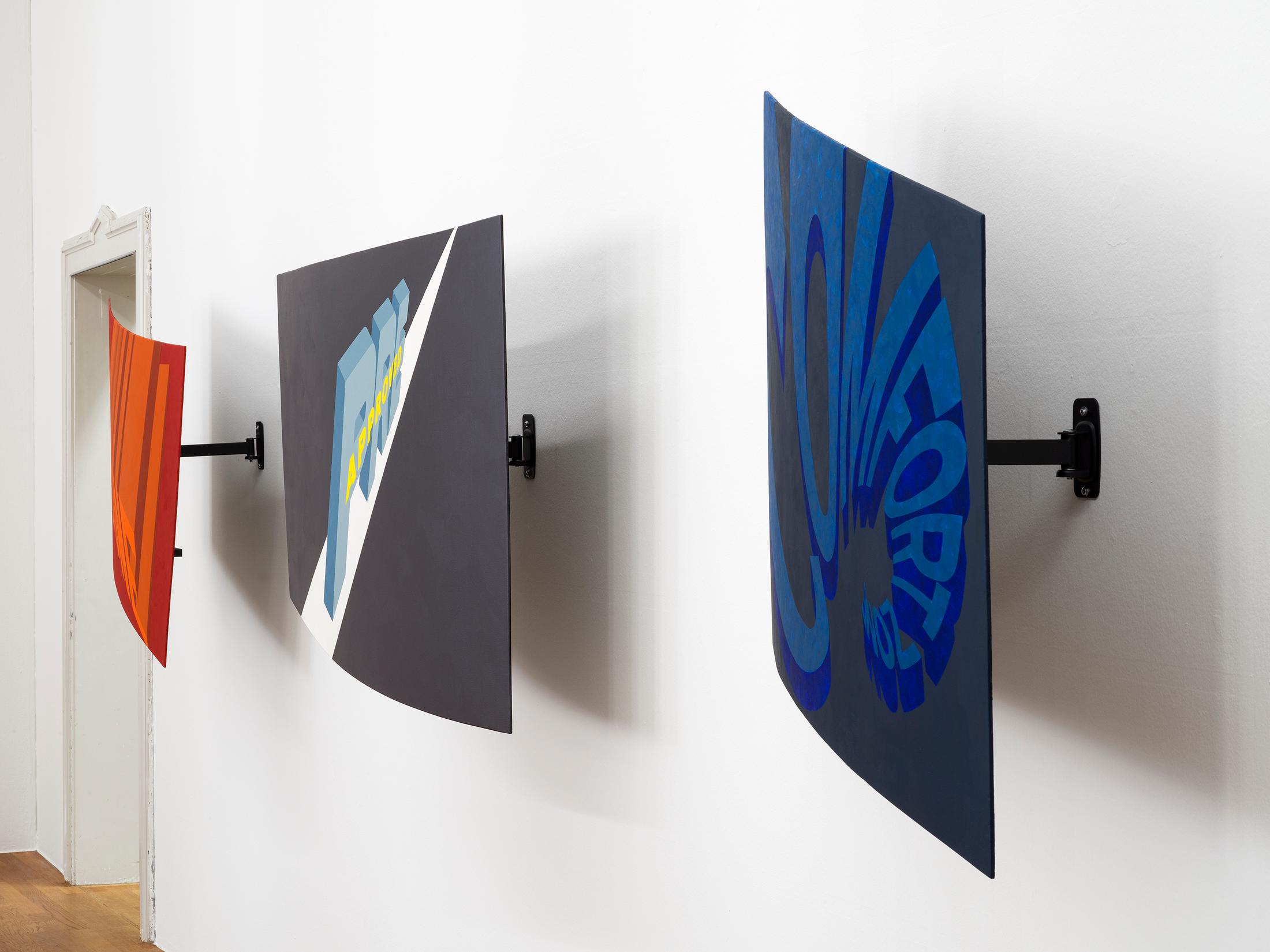 Exhibition View Solo Show Nancy Dwyer «Hot Mess» at Kunsthalle Winterthur, 2024 / Photo: Cedric Mussano / Courtesy: the artist and Theta, New York