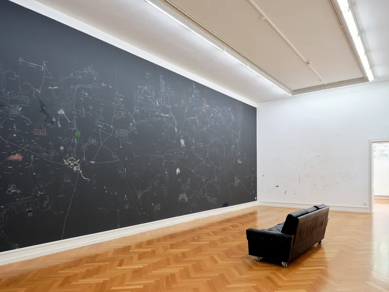 Exhibition View Solo Show Olivia Abächerli «the center and the other (title in progress), 2023/2024» at Kunsthalle Bern, Berne, 2024 / Photo: David Aebi / Courtesy: The artist and Kunsthalle Bern