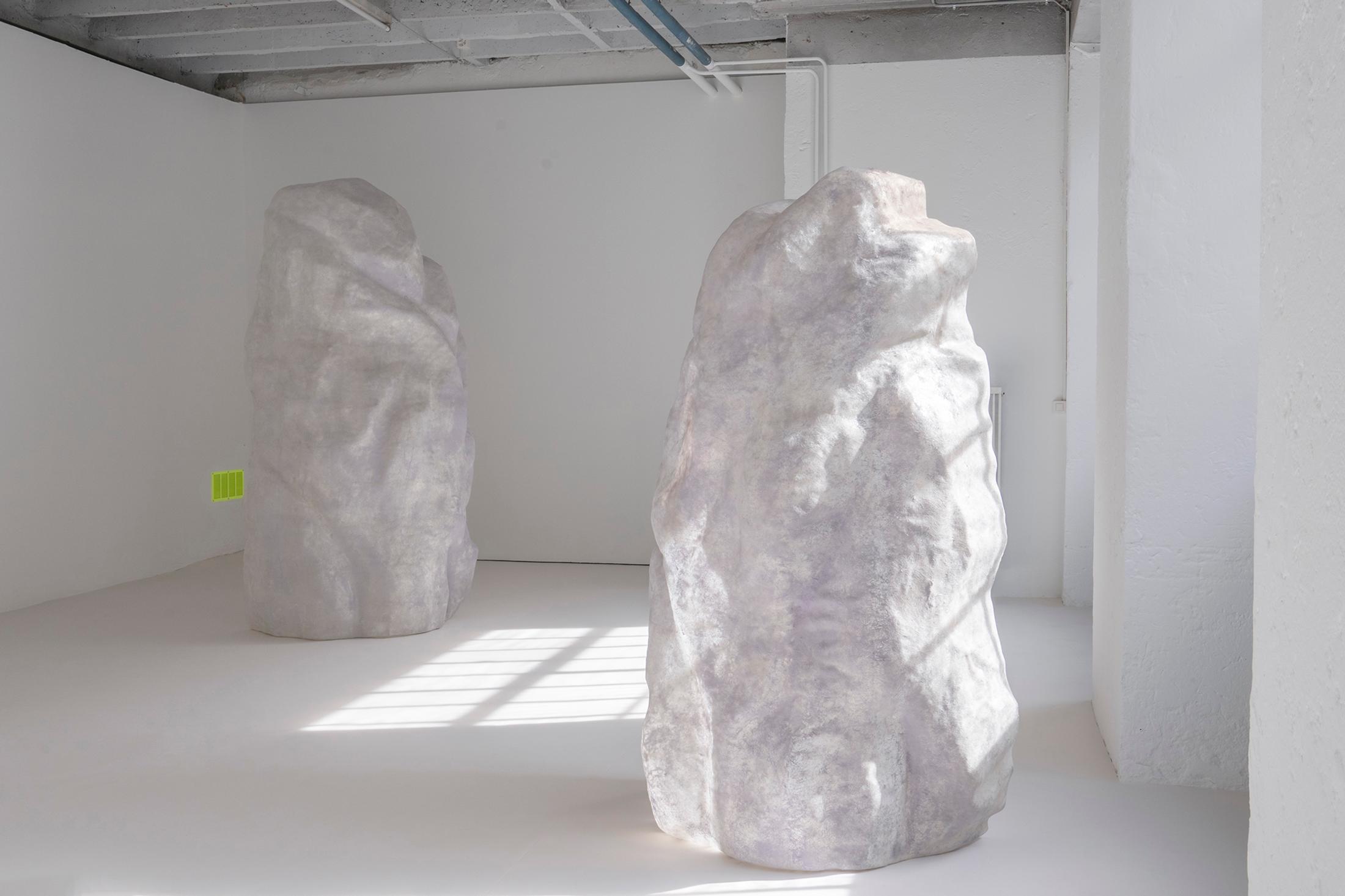 Exhibition View Solo Show Pauline Cordier «Entre-deux» at standard/deluxe, Lausanne, 2024 / Photo: Virginie Otth / Courtesy: The artist and standard/deluxe