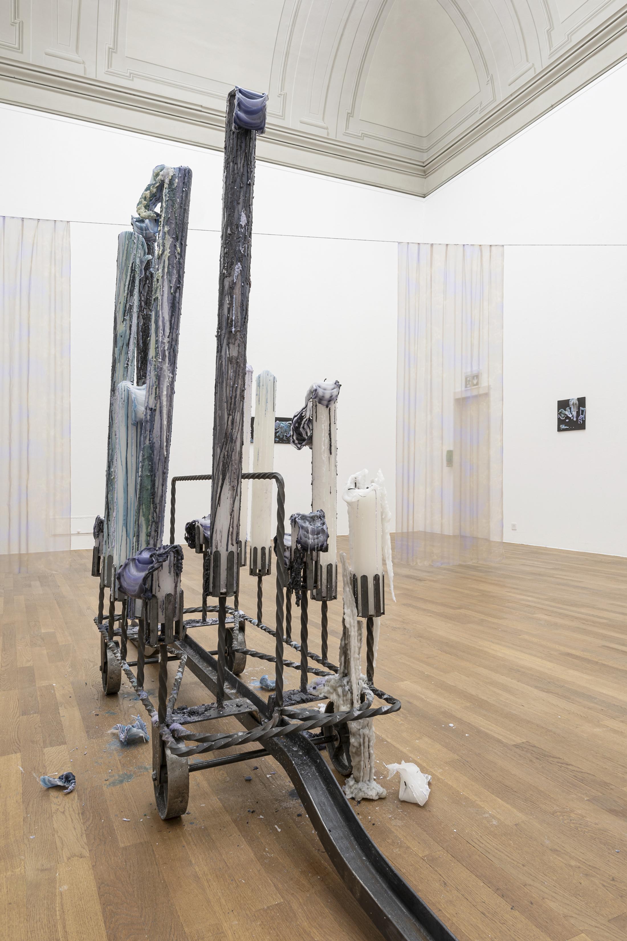 Exhibition View Solo Show «Pauline Curnier Jardin; view on Pauline Curnier Jardin, Durata di cera (Was man aus Liebe tut) / La notte del 17 novembre, 2022» at Kunsthalle Winterthur, Winterthur, 2023 / Photo: Christian Schwager / Courtesy: the artist, Kunsthalle Winterthur and ChertLüdde