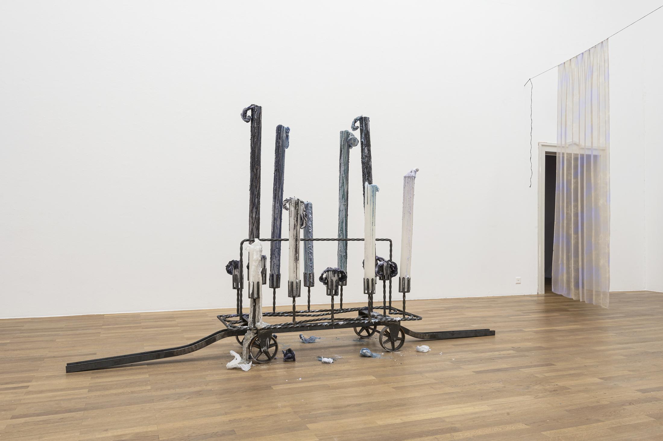 Exhibition View Solo Show «Pauline Curnier Jardin; view on Pauline Curnier Jardin, Durata di cera (Was man aus Liebe tut) / La notte del 17 novembre, 2022» at Kunsthalle Winterthur, Winterthur, 2023 / Photo: Christian Schwager / Courtesy: the artist, Kunsthalle Winterthur and ChertLüdde