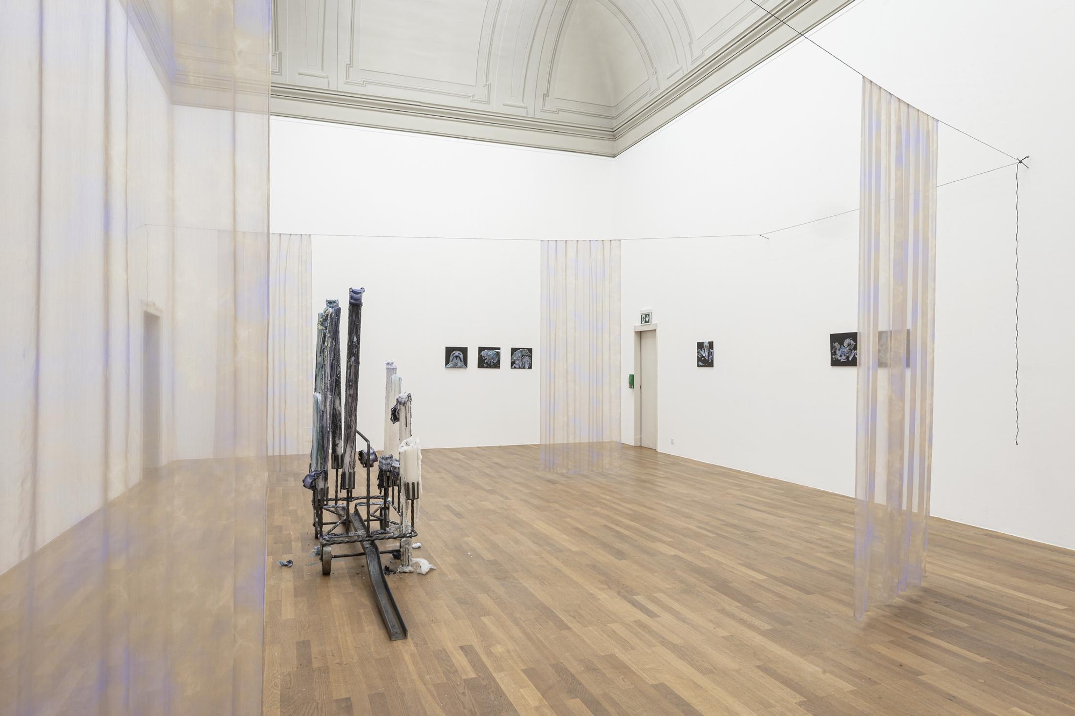 Exhibition View Solo Show «Pauline Curnier Jardin» at Kunsthalle Winterthur, Winterthur, 2023 / Photo: Christian Schwager / Courtesy: the artist, Kunsthalle Winterthur and ChertLüdde