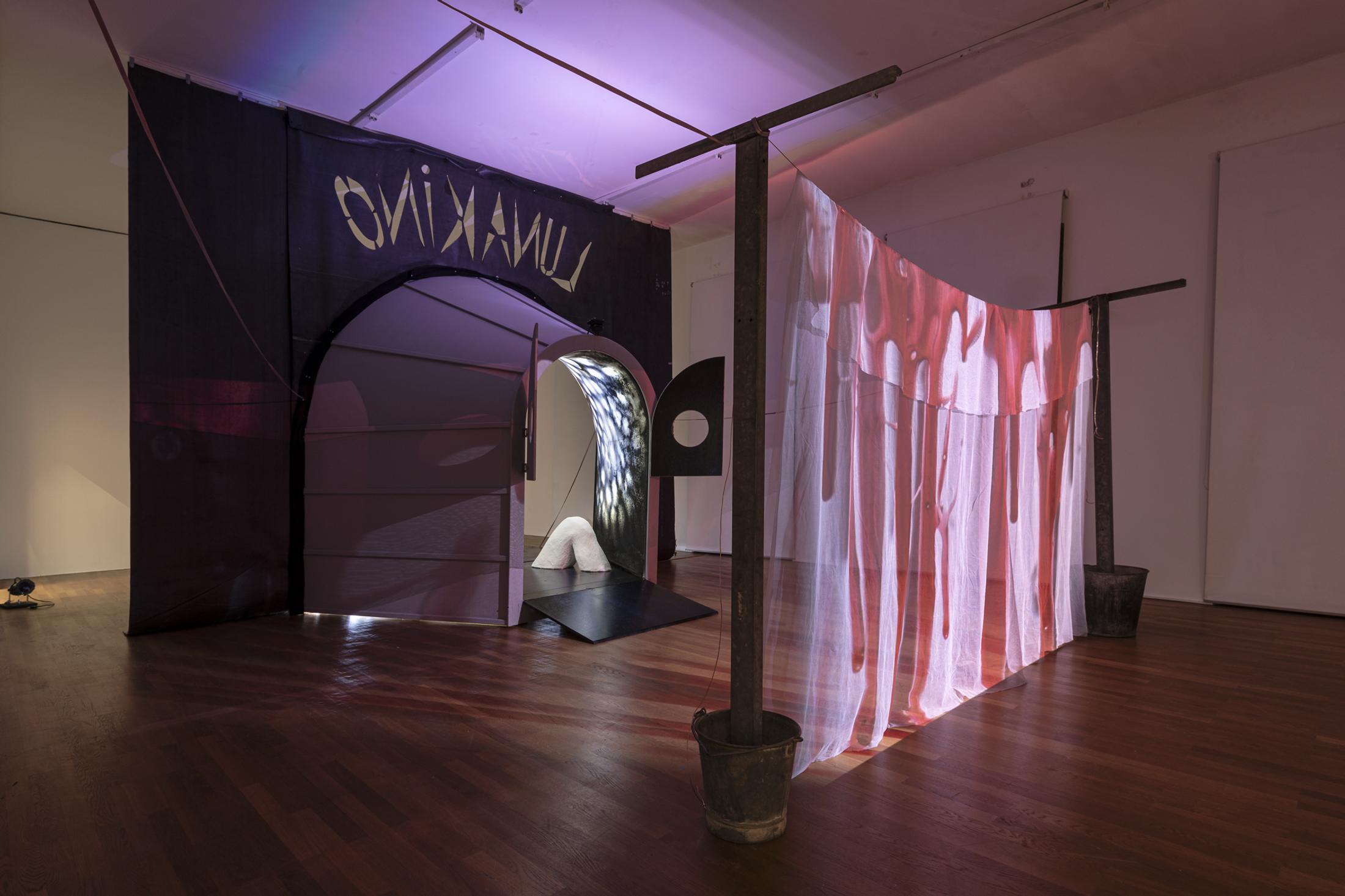 Exhibition View Solo Show «Pauline Curnier Jardin; view on Pauline Curnier Jardin, Luna Kino, 2022» at Kunsthalle Winterthur, Winterthur, 2023 / Photo: Christian Schwager / Courtesy: the artist, Kunsthalle Winterthur and ChertLüdde