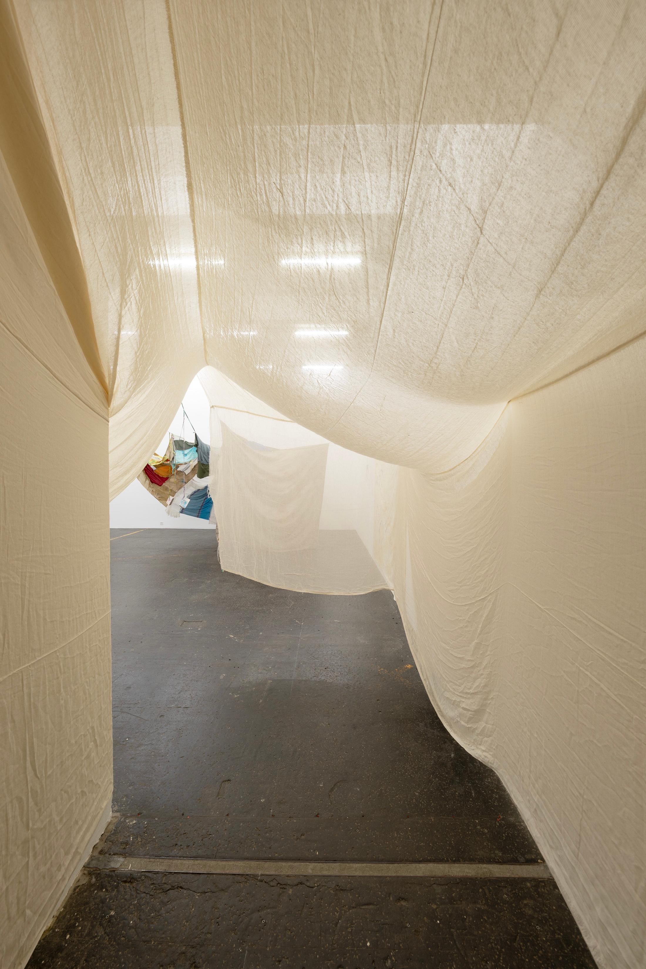 Reto Pulfer, Tunnel, 2024 / Photo: Kunst Halle Sankt Gallen, E. Sommer / Courtesy: the artist and Hollybush Gardens, London