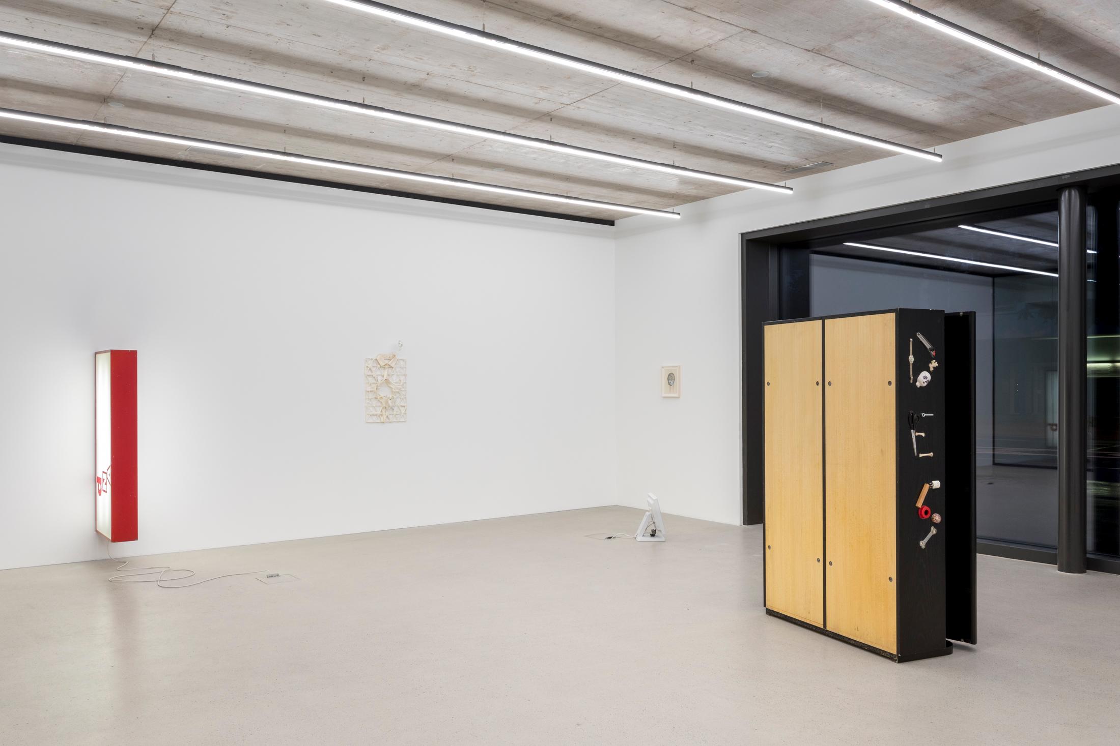 Exhibition View Group Show «Seriously, yes» at Windhager von Kaenel, Zug, Switzerland 2024 / Photo: Oliver Kümmerli / Courtesy: the artists and Windhager von Kaenel