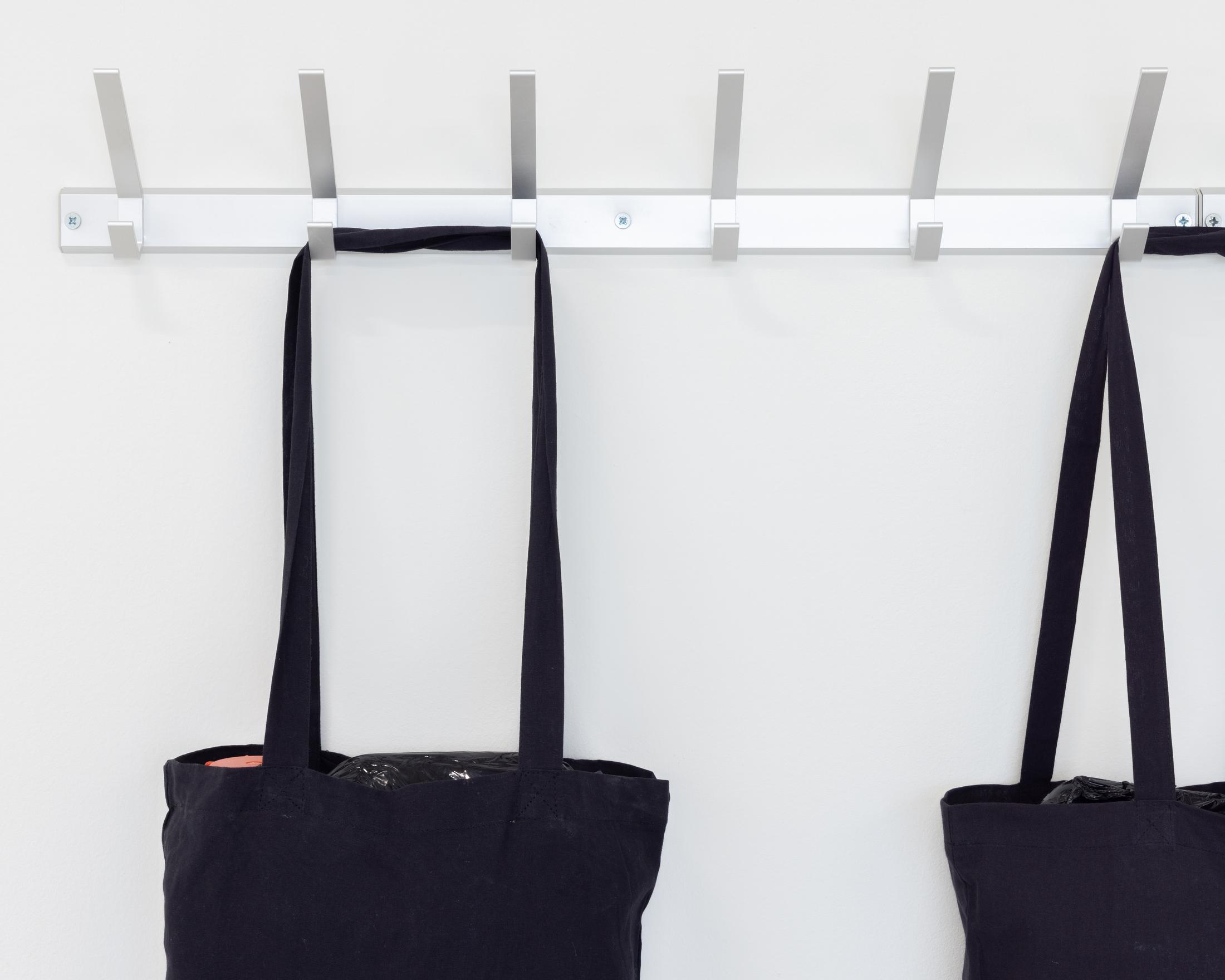 Exhibiton View Solo Show Shirin Yousefi «BAZM; view on BAZM (coat rack), 2024, detail» at CALM – Centre d’Art La Meute, Lausanne, 2024 / Photo: Théo Dufloo / Courtesy: the artist and CALM – Centre d’Art La Meute