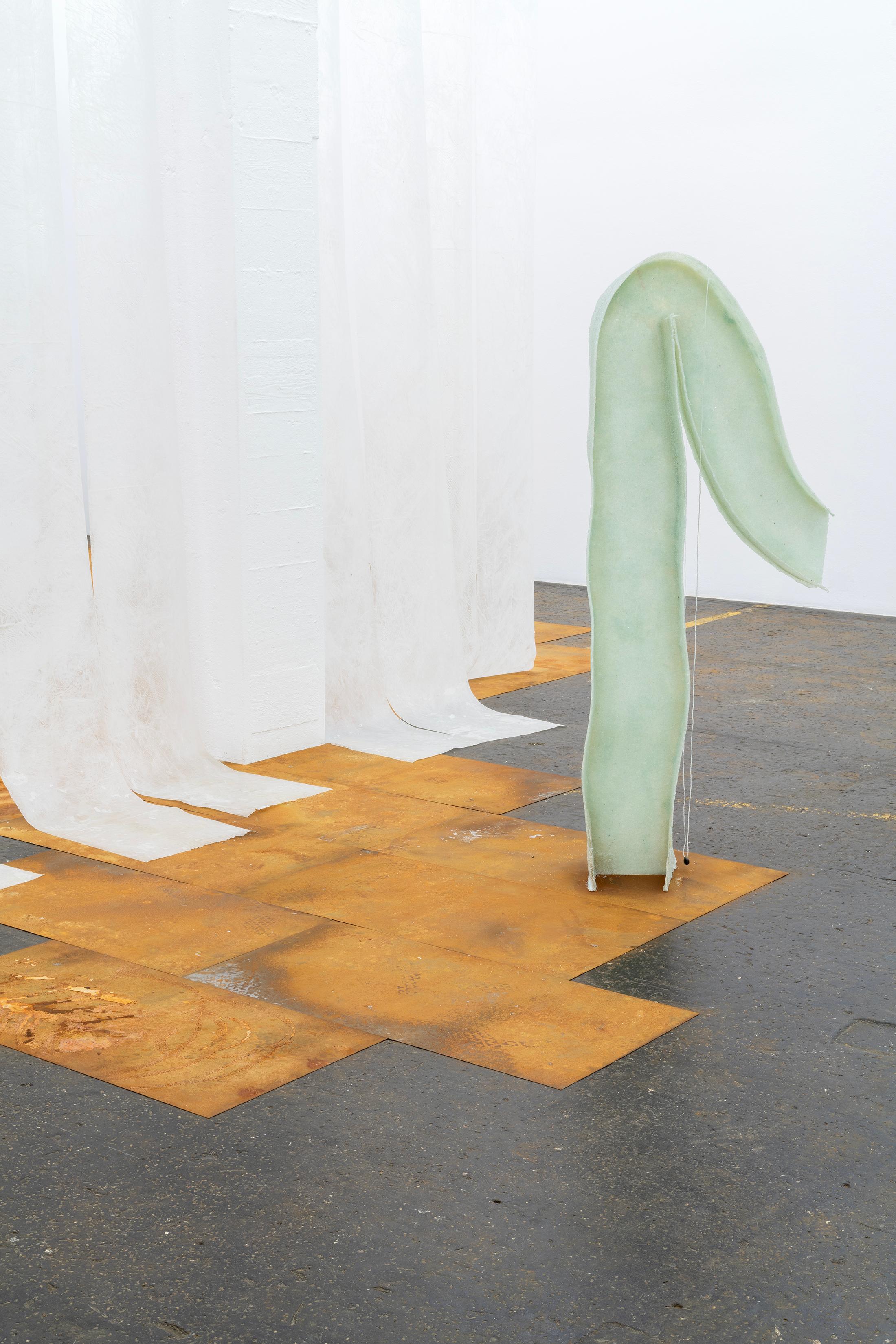 Exhibition View Double Show Sofía Salazar Rosales «Imagínate vivir en Suiza y perderte esto ; view on When the axial skeleton decides to speak, 2024, Glass aggregate, glass beads, nylon thread, bull’s eye seed, bronze powder, polyester resin, fiberglass, vinylglue, 58 × 27 x 158 cm» at Kunst Halle Sankt Gallen, St. Gallen, 2025 / Photo: E. Sommer / Courtesy: the artist and ChertLüdde, Berlin