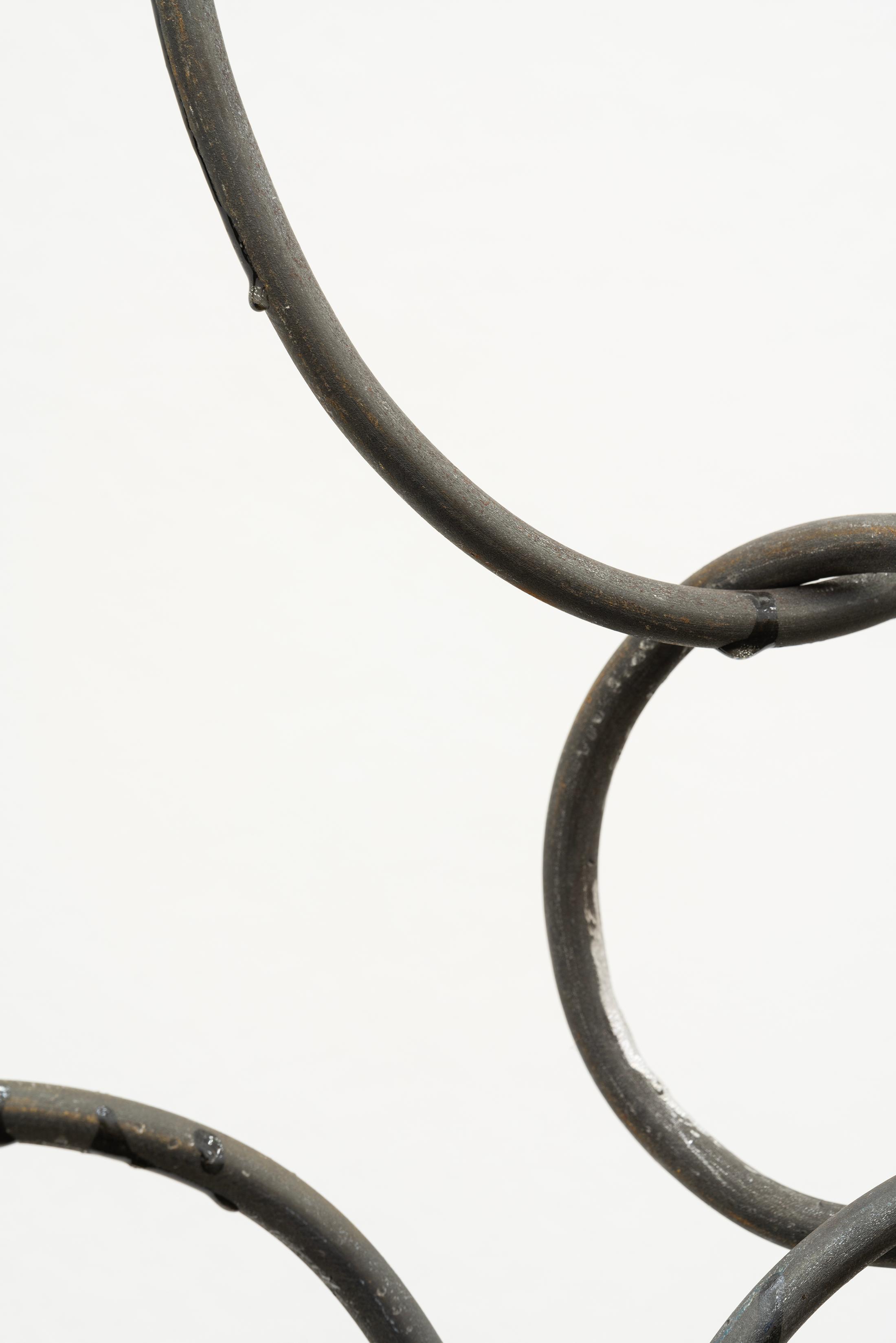 Exhibition View Double Show Sofía Salazar Rosales «Imagínate vivir en Suiza y perderte esto ; view on No sé si fue la impaciencia de
tanto esperar tu llegada (Detail), 2025, Iron, stone, epoxy resin,
93 x 50 x 290 cm» at Kunst Halle Sankt Gallen, St. Gallen, 2025 / Photo: E. Sommer / Courtesy: the artist and ChertLüdde, Berlin