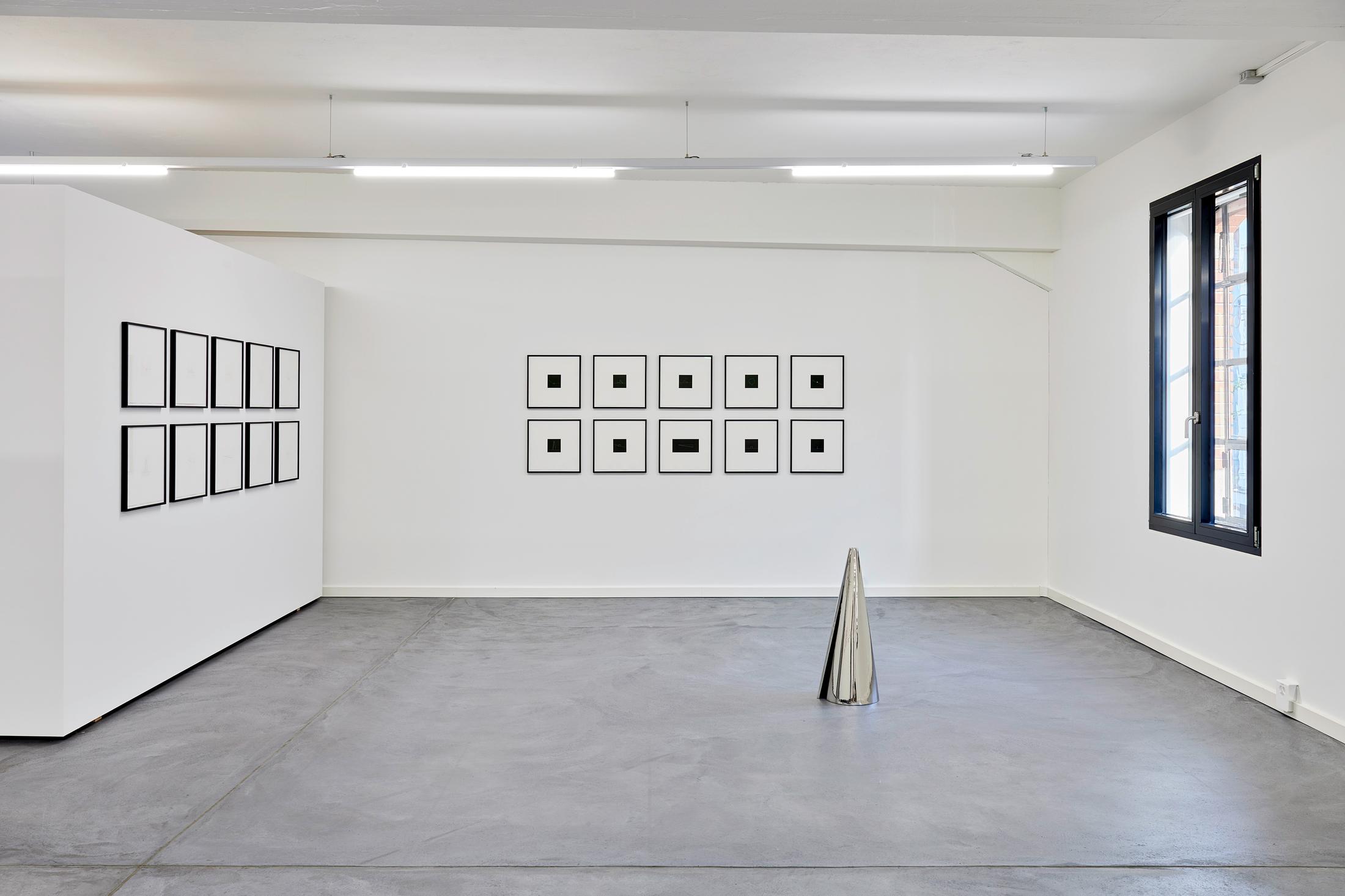 Exhibition View Duo Show «From Object to Ornament» at Edition VfO, Zurich, 2023 / Photo: Bernhard Strauss / Courtesy: the artists and Edition VfO