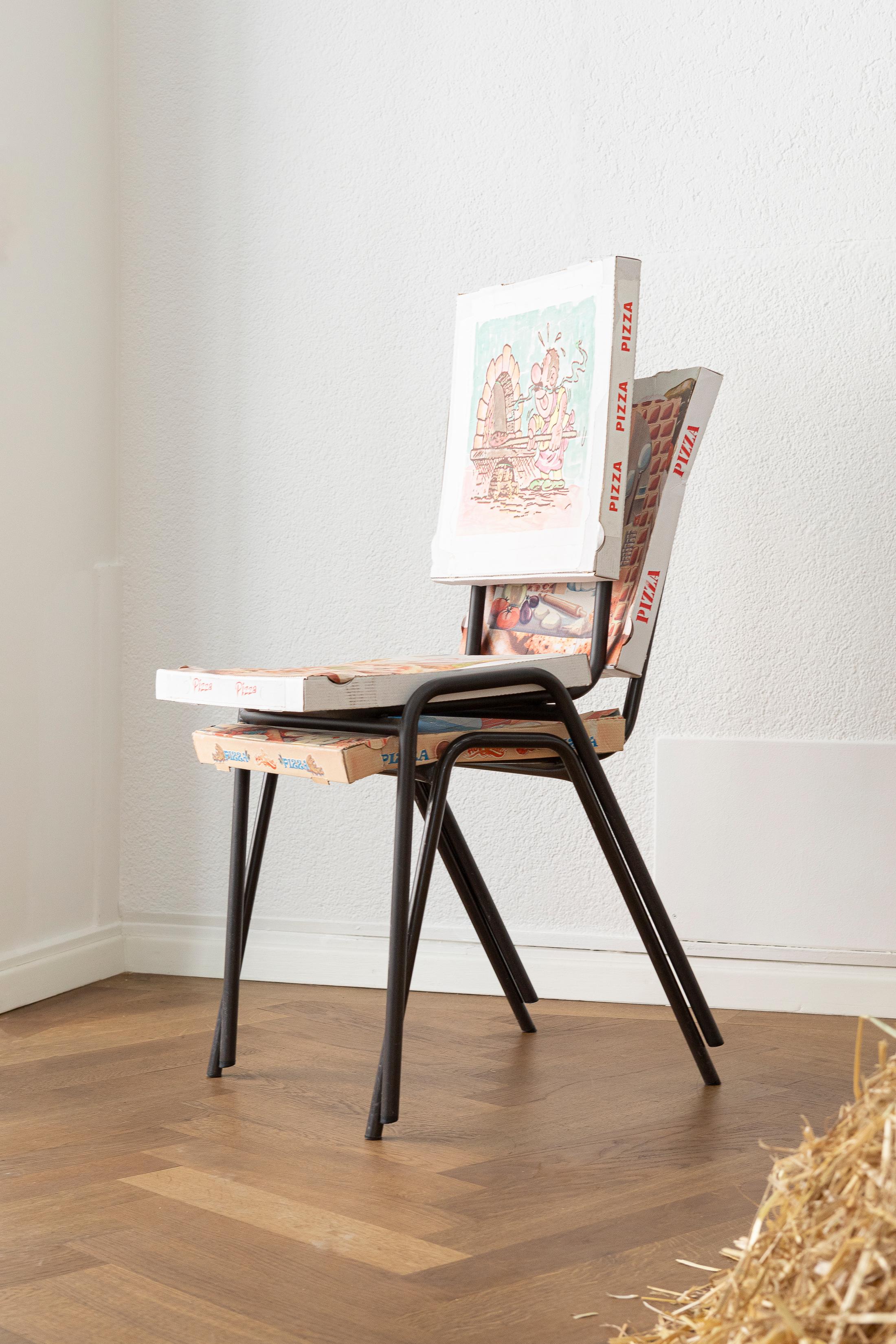 Exhibition View Group Show «THE GLEANERS; view on Bastien Aubry, Hot Chair 1, 2, 3, 5, 8, Chairs, pizza boxes, wood» at Krone Couronne, Biel, 2023 / Photo: Michal Florence Schorro / Courtesy: the artist and Krone Couronne