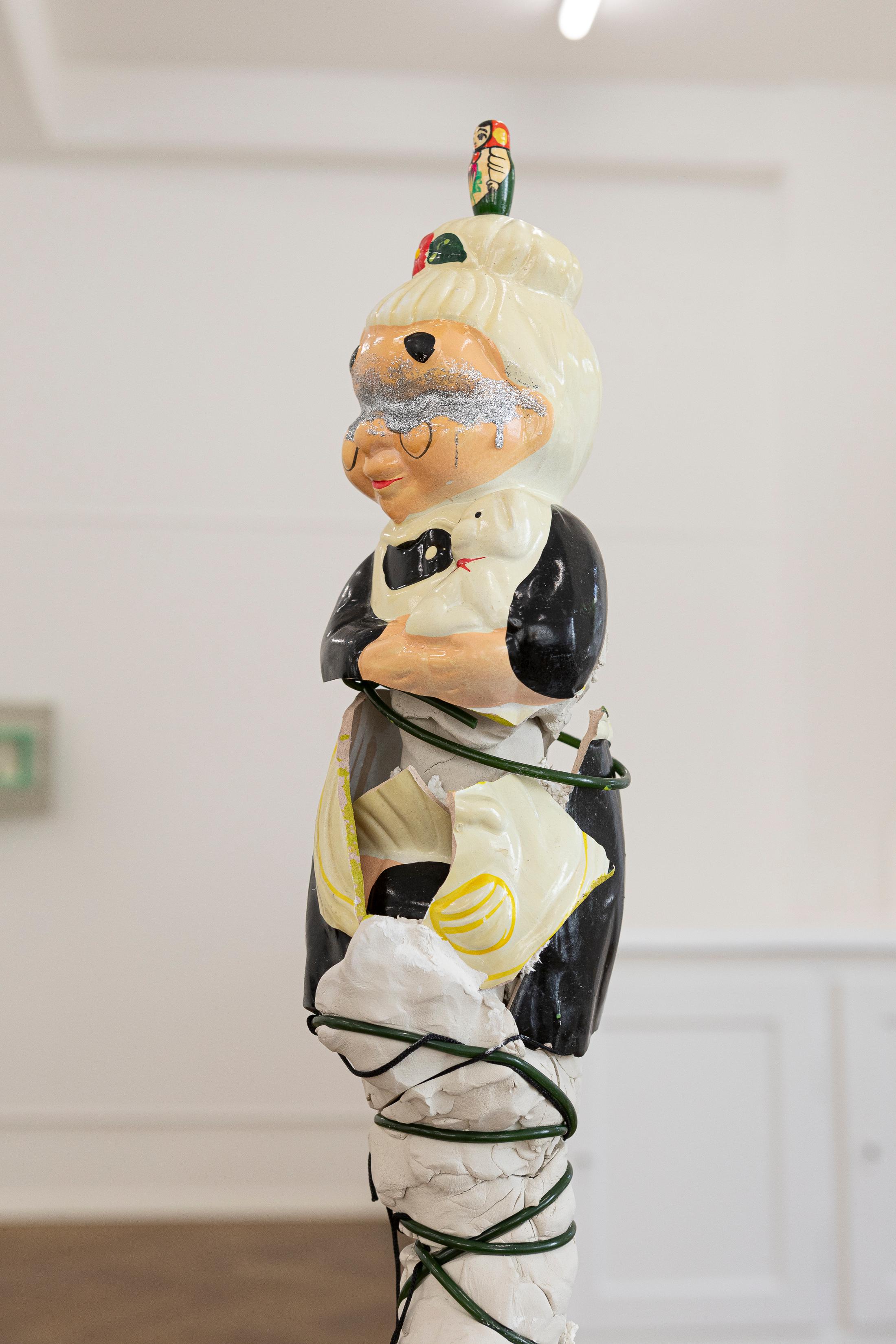 Exhibition View Group Show «THE GLEANERS; view on Sveta Mordovskaya, Shells are Spines (Detail), 2019-2023» at Krone Couronne, Biel, 2023 / Photo: Michal Florence Schorro / Courtesy: the artist and Weiss Falk Gallery, Basel/Zurich