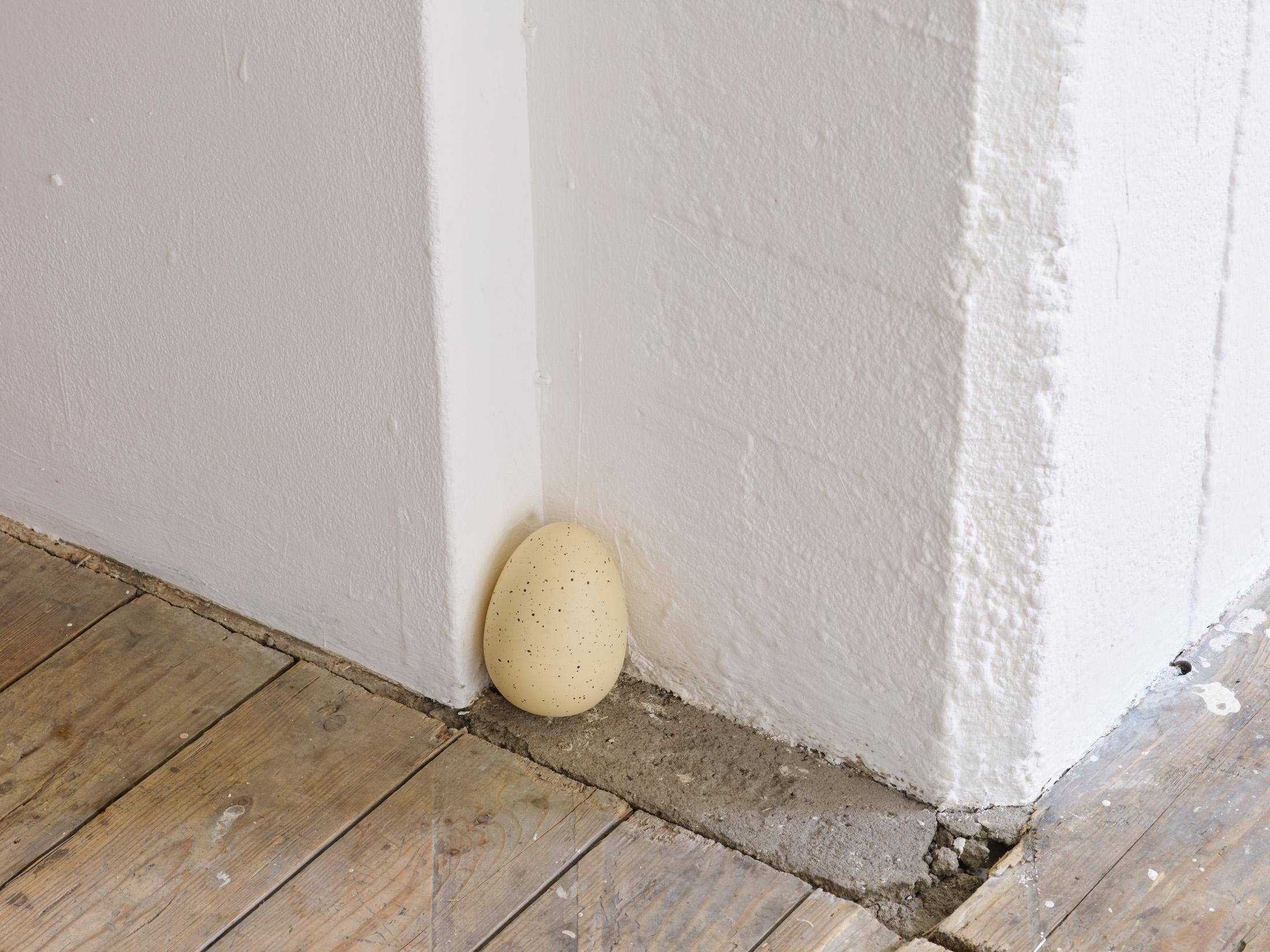 Exhibition View Group Show «The House, the Paste, the Weather (part 1); view on Olga Hohmann, Holding the Dinosaur Egg, Performance, 2024» at Stiftung Binz39, Zurich, 2024-2025 / Photo: Conradin Frei / Courtesy: the artists and Stiftung Binz39