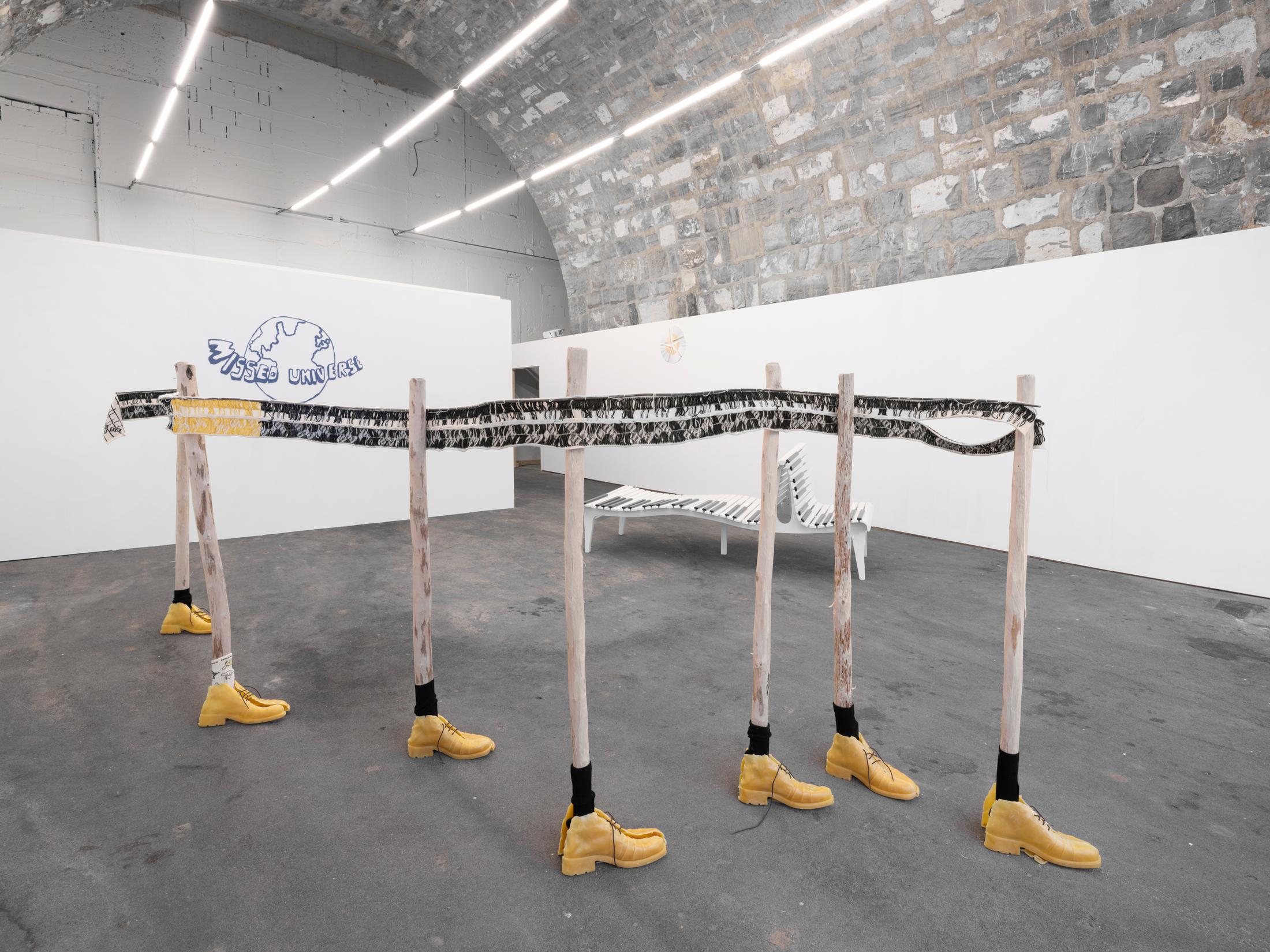 Exhibition View Solo Show Virginie Sistek «Merveilleuse Vue, Toute Ma Joie Sur Un Nuage» at Tunnel Tunnel, Lausanne, 2025 / Photo: Julien Gremaud / Courtesy: the artist and Tunnel Tunnel