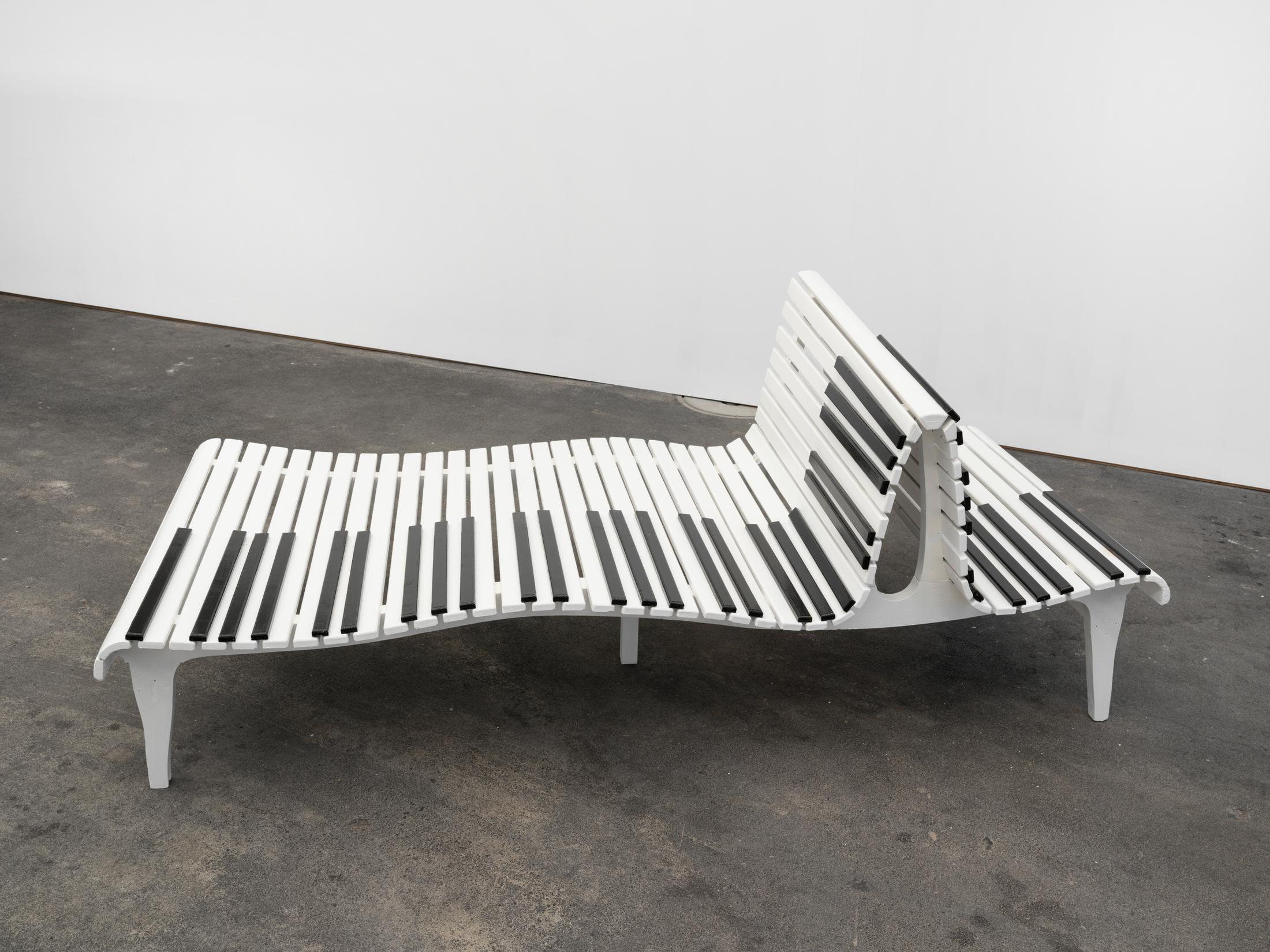 Exhibition View Solo Show Virginie Sistek «Merveilleuse Vue, Toute Ma Joie Sur Un Nuage» at Tunnel Tunnel, Lausanne, 2025 / Photo: Julien Gremaud / Courtesy: the artist and Tunnel Tunnel