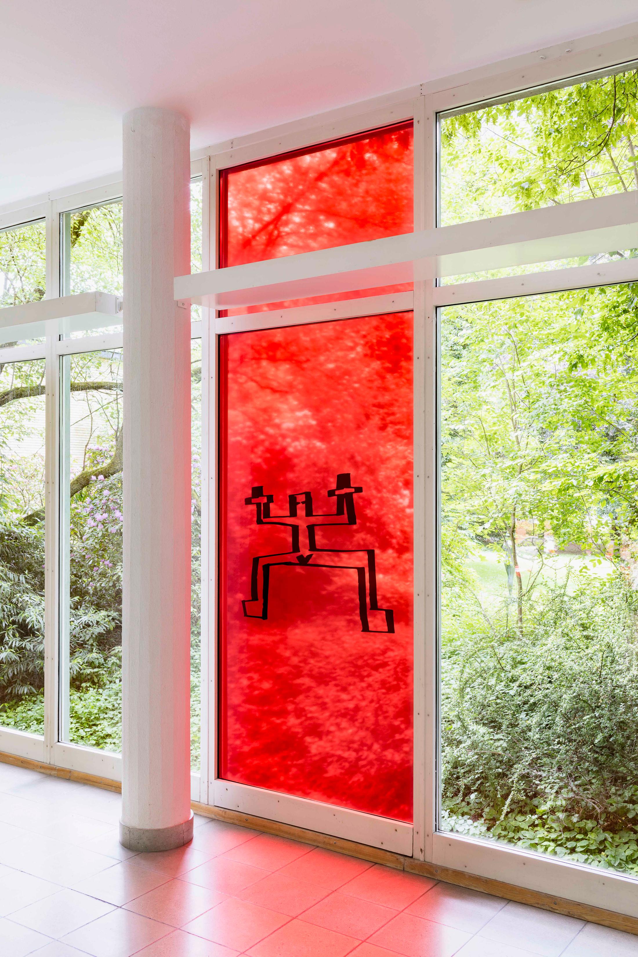 Exhibition View Bonnie Camplin «EPIC TIME – Squatter-She-Logo, 2018» at Kunsthaus Glarus / Photo: Gunnar Meier / Courtesy: the artist and Kunsthaus Glarus