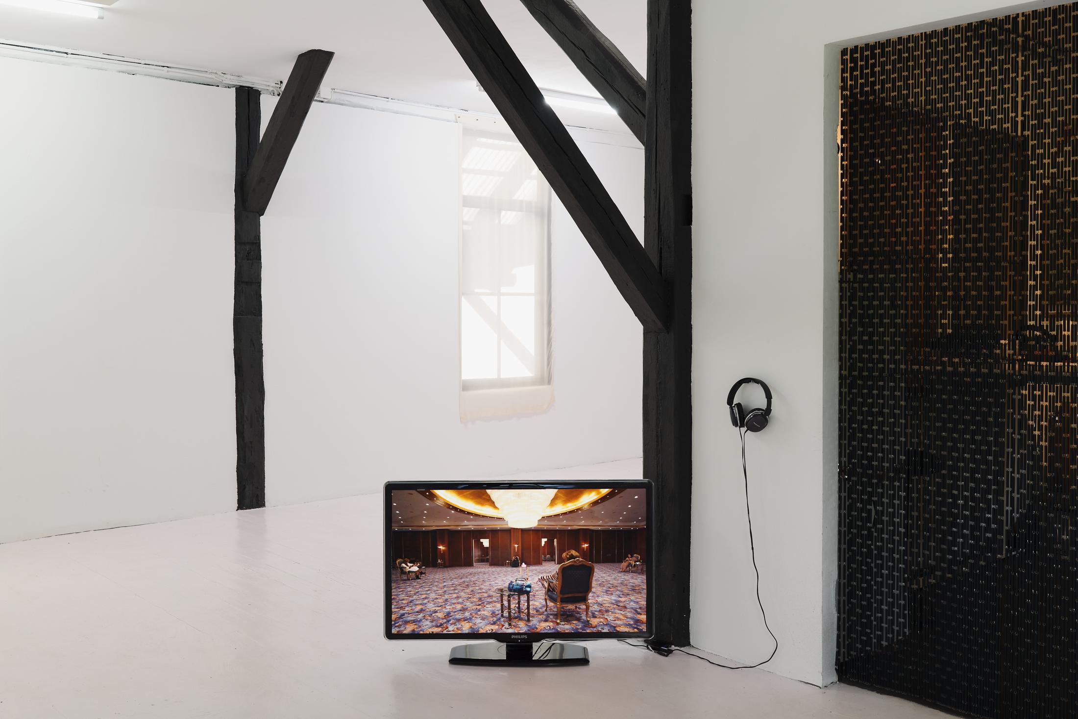 Exhibition View Group Show «Camp Fires; view on Fatima Al Qadiri & Khalid Al Gharaballi, Mendeel Um A7mad (N x I x S x M), 2012» at Last Tango, Zurich, 2021 / Photo: Max Ehrengruber / Courtesy: the artists and Last Tango, Zurich