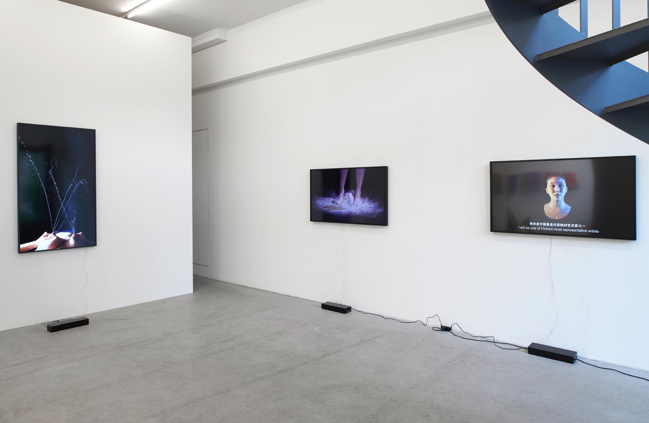 Exhibition View Cao Yu Soloshow «Femme Fatale» at Galerie Urs Meile, Luzern / Courtesy: the artist and Galerie Urs Meile