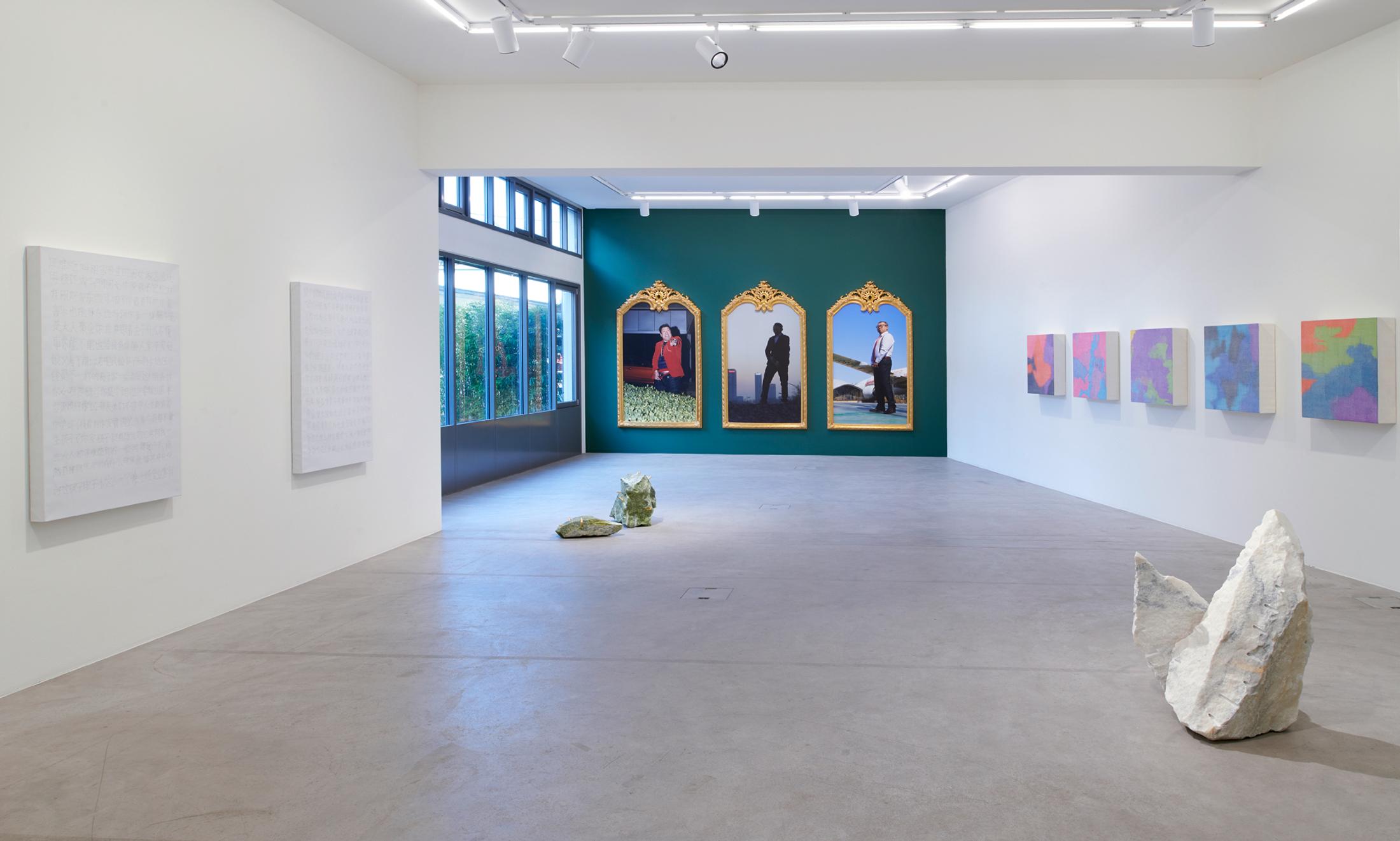 Exhibition View Cao Yu Soloshow «Femme Fatale» at Galerie Urs Meile, Luzern / Courtesy: the artist and Galerie Urs Meile