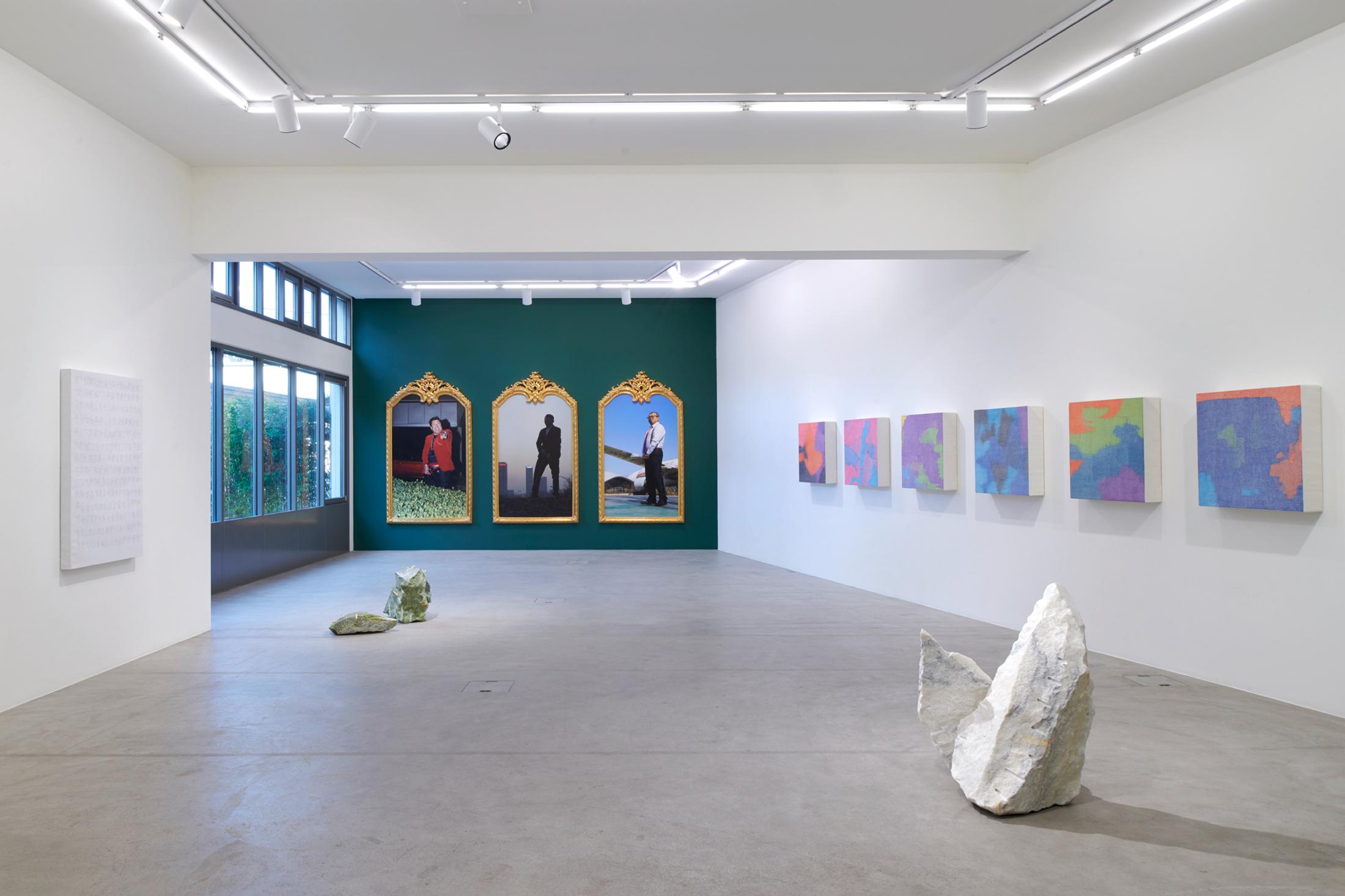 Exhibition View Cao Yu Soloshow «Femme Fatale» at Galerie Urs Meile, Luzern / Courtesy: the artist and Galerie Urs Meile