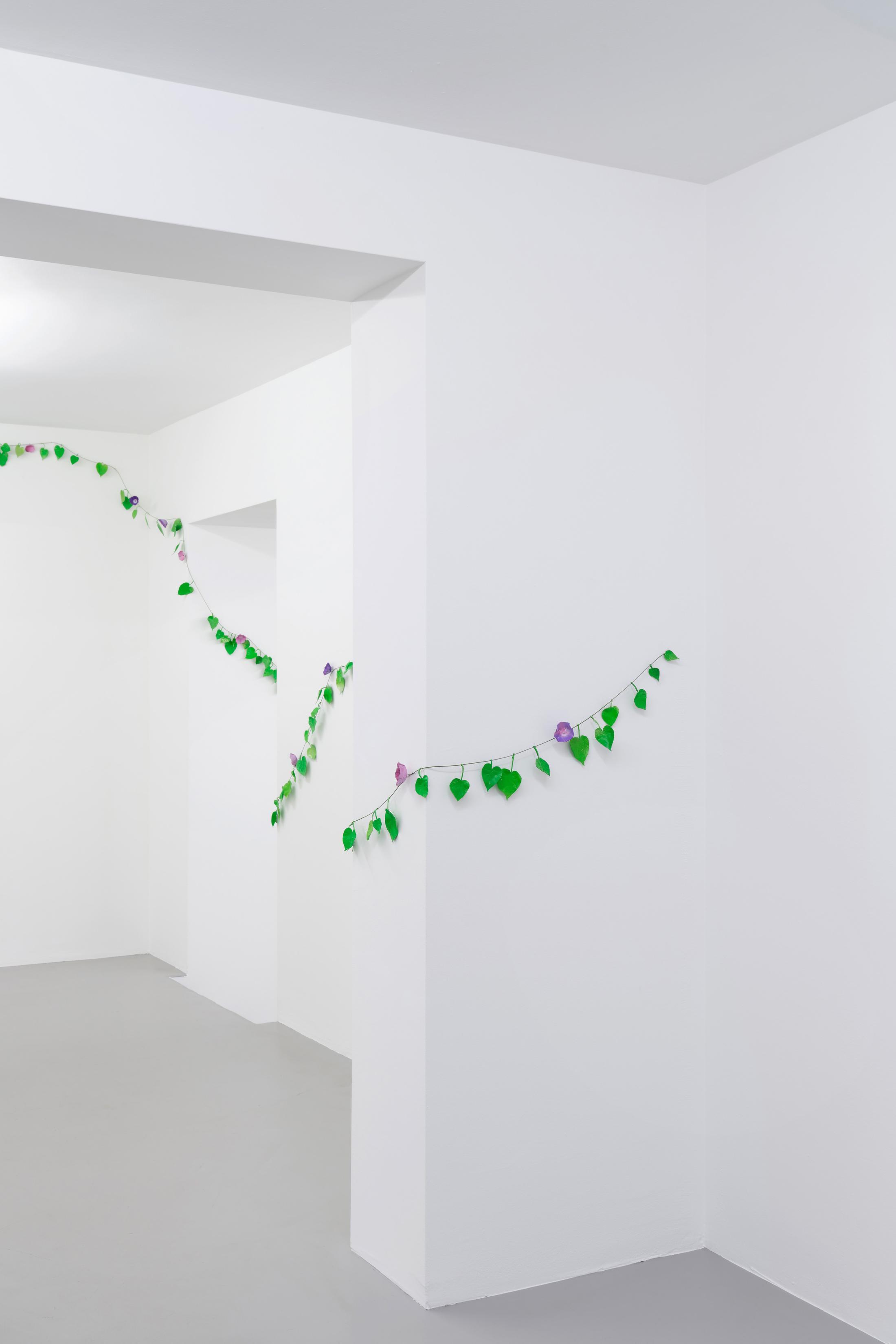 Exhibition View Cassidy Toner Solo Show «Subverting expectations with bad humor and mediocre output» at GALERIE PHILIPPZOLLINGER, Zurich, 2022 / Photo: Conradin Frei / Courtesy: the artist and GALERIE PHILIPPZOLLINGER