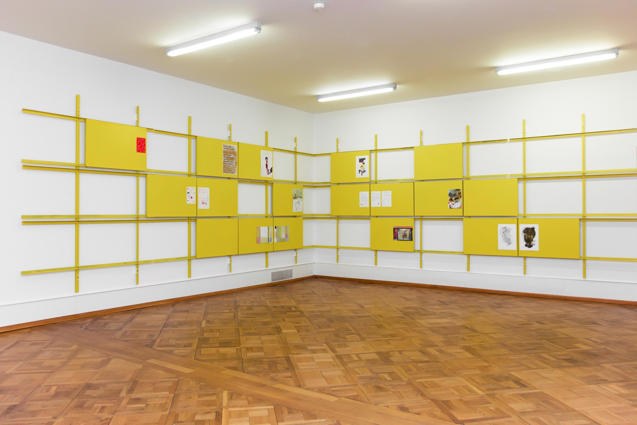 Exhibition View Céline Condorelli Soloshow at Centre d’art Pasquart, Biel, Bienne, 2019 / Photo: Lia Wagner / Courtesy: the artist