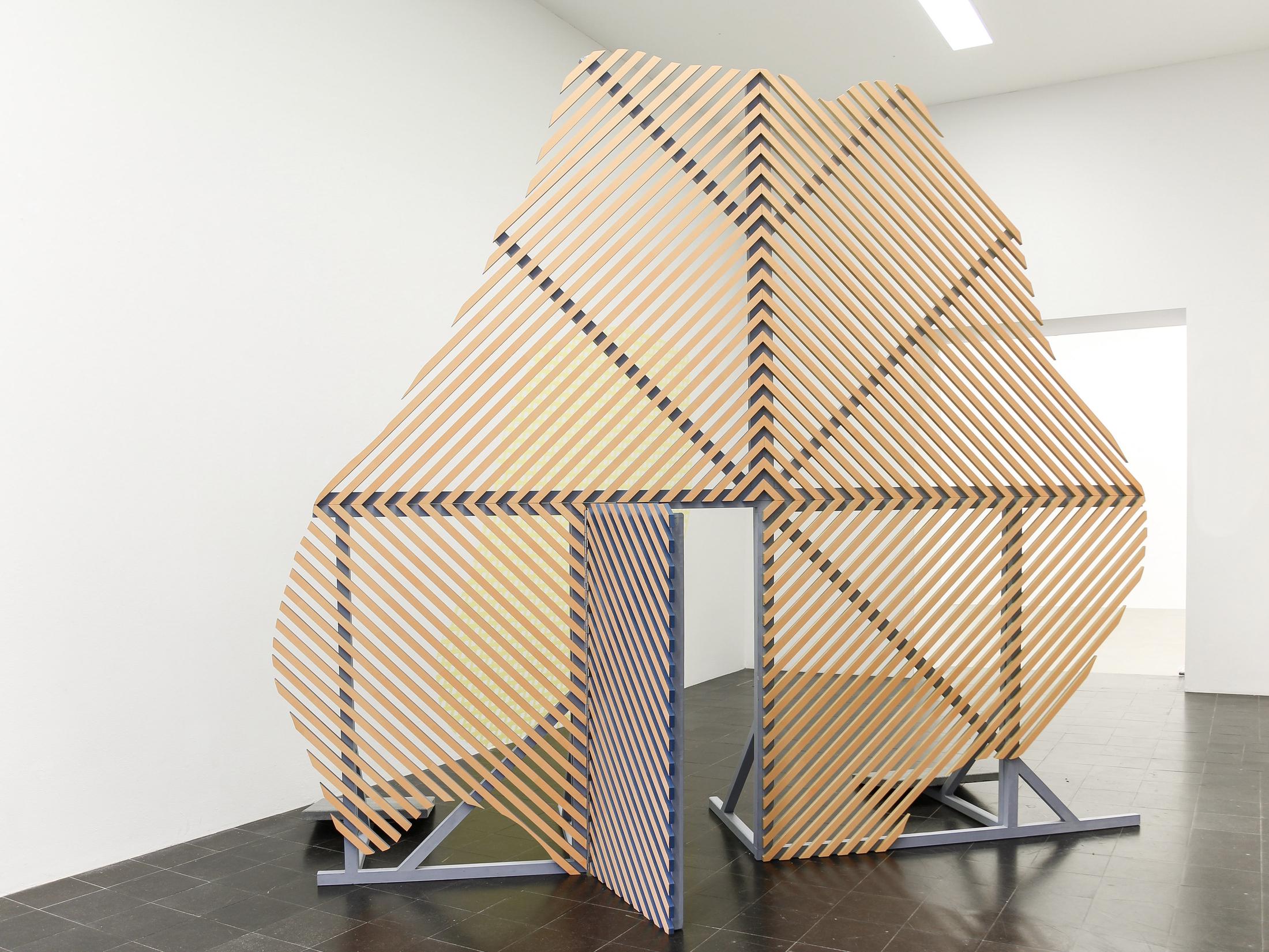 Exhibition View Céline Condorelli Soloshow at Centre d’art Pasquart, Biel, Bienne, 2019 / Photo: Lia Wagner / Courtesy: the artist