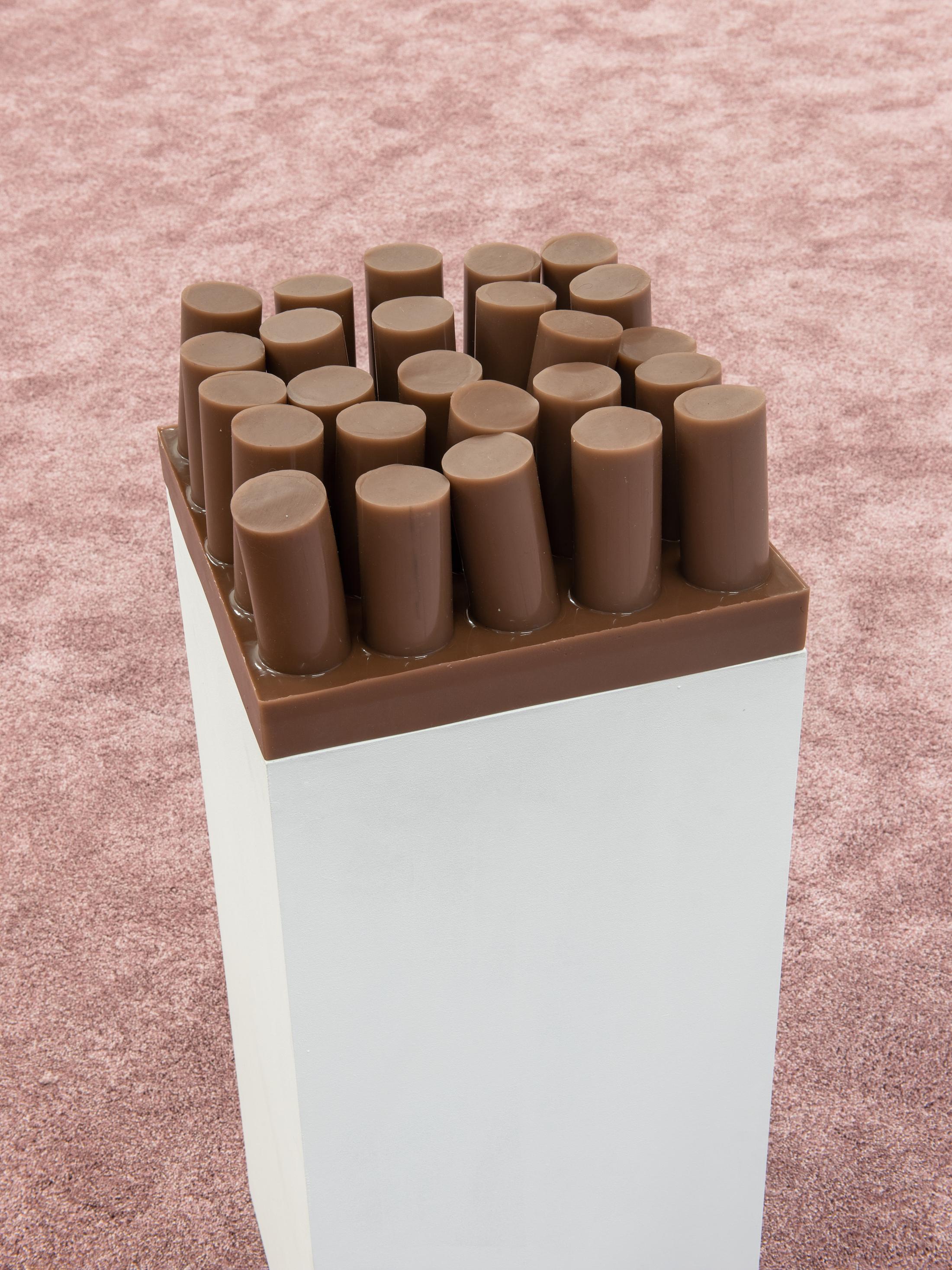 Exhibition View Group Show «TIES AND KNOTS AND BANDAGES; view on Vanessa Safavi, Untitled 2, VACUUM SERIES, 2022, Silicone, pigments, variable dimensions» at Kronne Couronne, Biel/Bienne, 2022 / Photo: Thalles Piaget / Courtesy: the artist and Krone Couronne