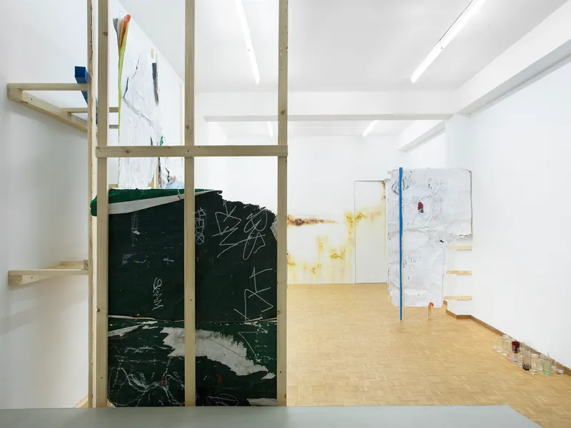 Exhibition View Duo Show «Wet Excess» at Sentiment, Zurich, 2022 / Photo: Philipp Rupp and Julien Gremaud / Courtesy: the artists and Sentiment