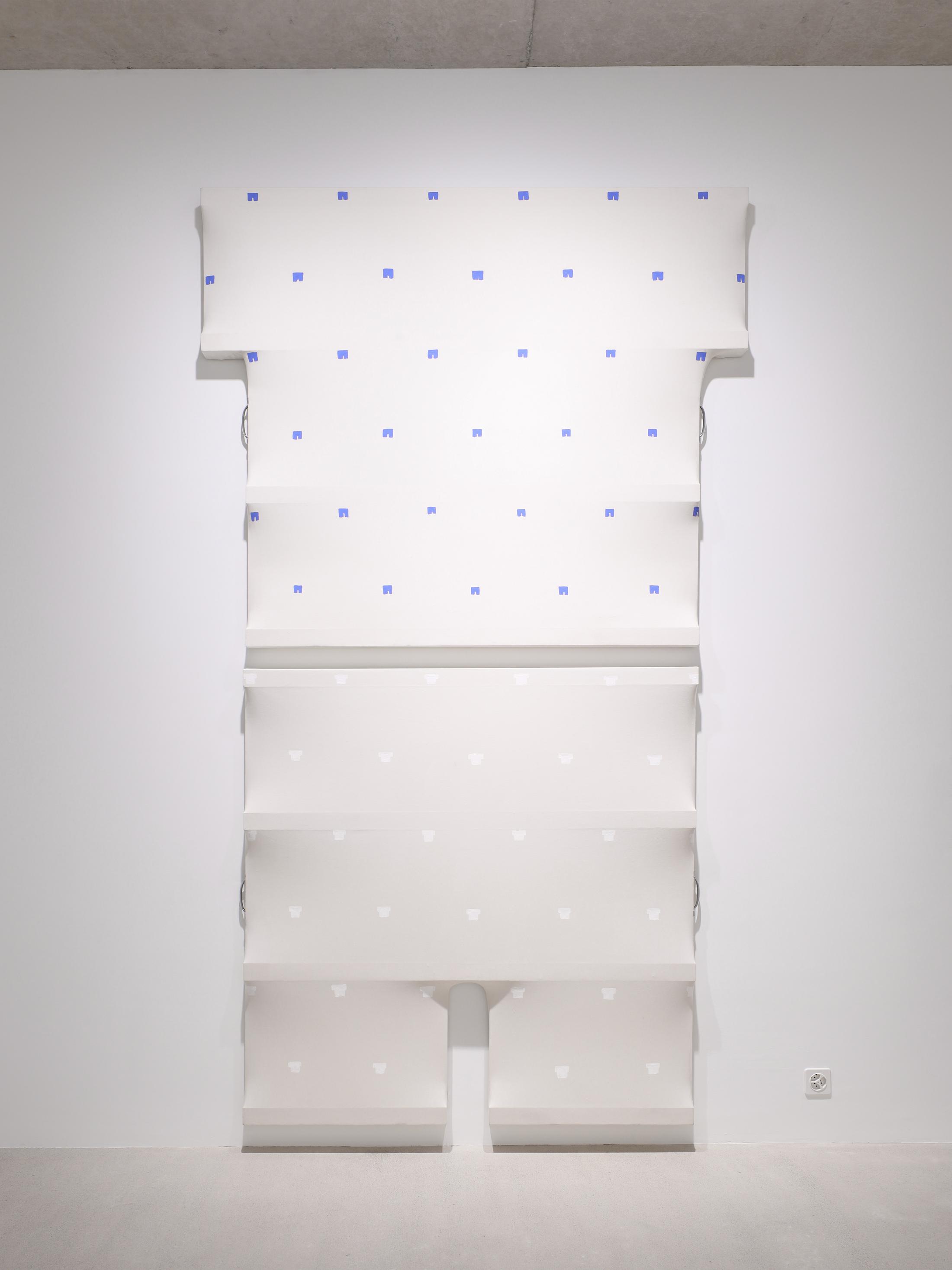 Exhibition View Charles Benjamin Soloshow «Not Again; view on Charles Benjamin, Toroni Shirt, 2019, oil on canvas, 150 x 180 x 7.5cm and Toroni Trousers, 2019, oil on canvas, 150 x 150 x 7.5cm» at Windhager von Kaenel, Zurich, 2020 / Courtesy: the artist and Windhager von Kaenel