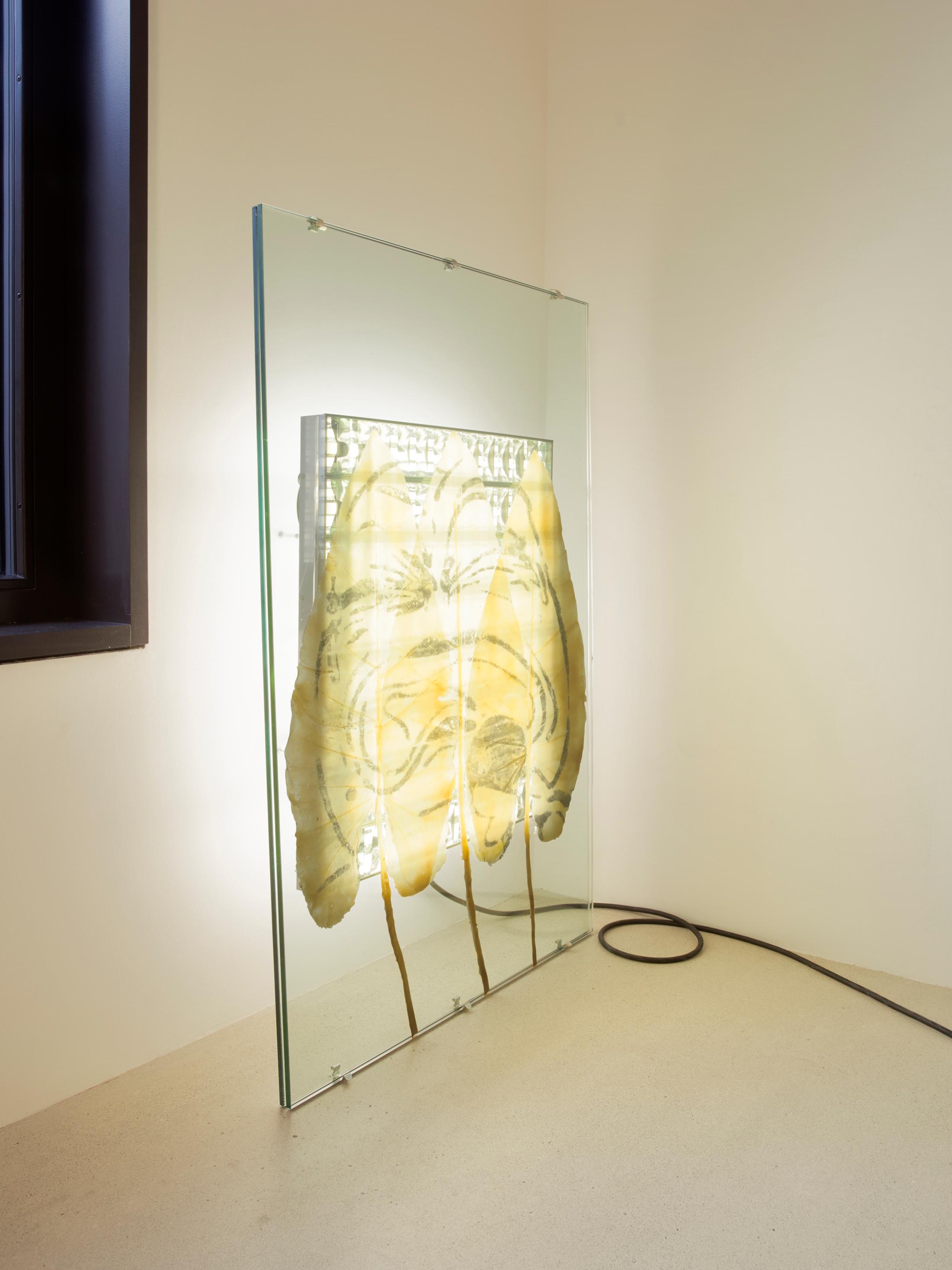 Exhibition View Chloé Delarue Solo Show «TAFAA – BLUE LIGHTS TENDERNESS; view on Chloé Delarue, TAFAA – ONLY RELICS FEEDS THE DESERT (WANDER), 2021» at Windhager von Kaenel, Zurich, 2021 / Photo: © Florimond Dupont / Courtesy: the artist and Windhager von Kaenel