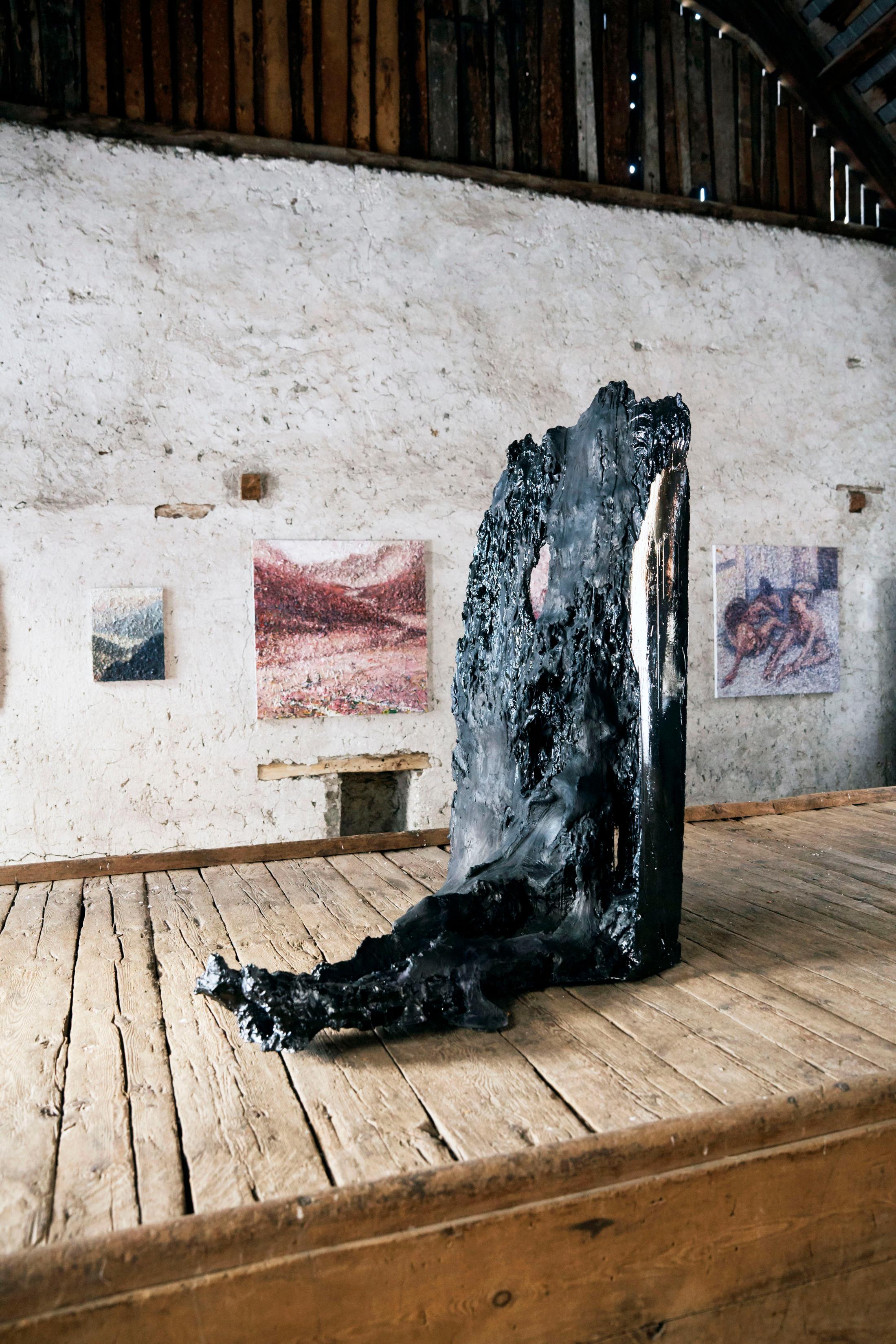 Installation View Sarah Masüger «In Your Hands» and Chrissy Angliker «A History of Yearning» at Stalla Madulain, 2018 / Photo: Maurice Haas / Courtesy: the artist and Stalla Madulain