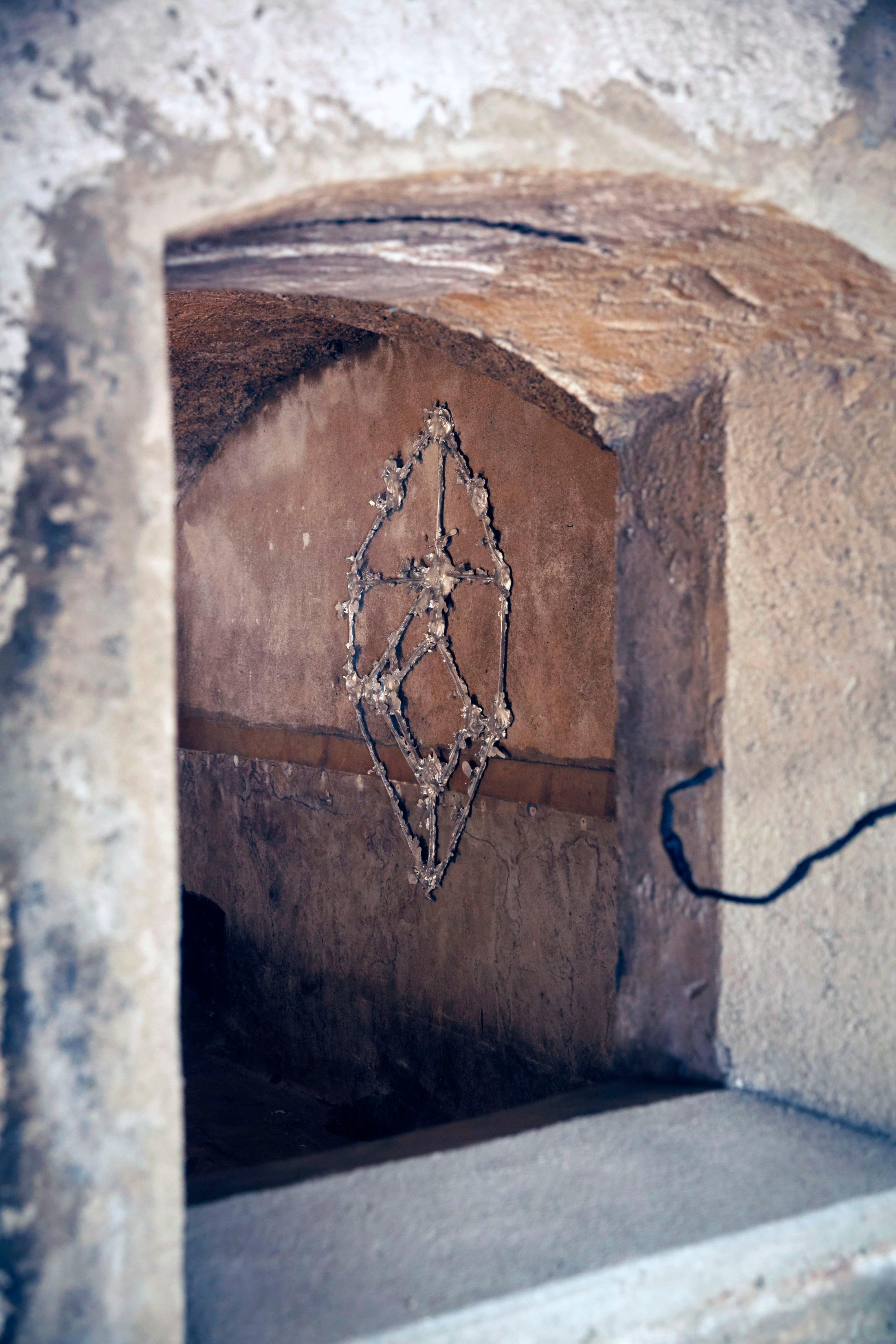 Installation View Sarah Masüger «In Your Hands»  at Stalla Madulain, 2018 / Photo: Maurice Haas / Courtesy: the artist and Stalla Madulain