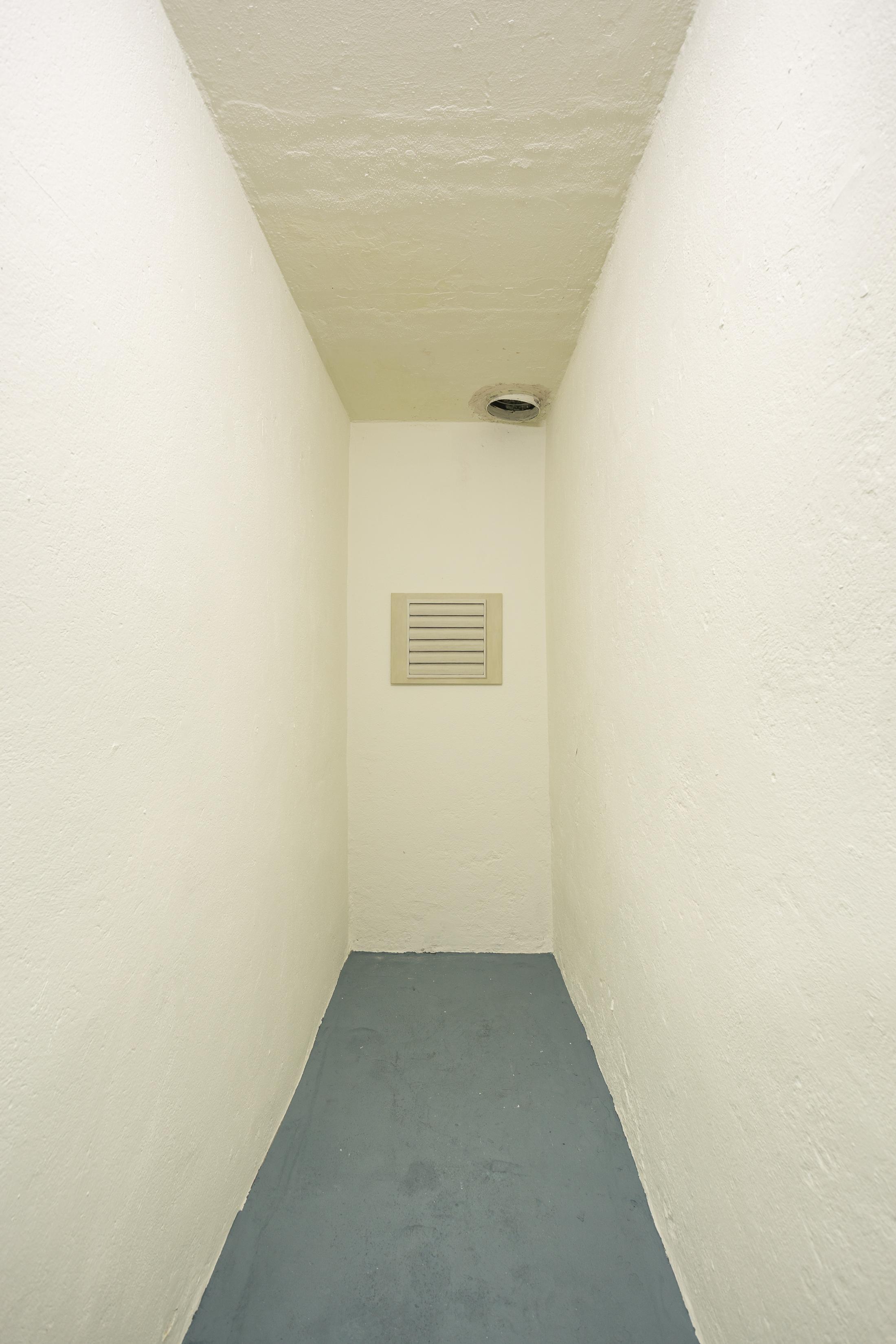 Exhibition View Groupshow «New (Object) Order» with Christoph Hänsli, Eduardo Rubén and Francisco Sierra at Last Tango, Zurich, 2019 / Photo: Kilian Bannwart / Courtesy: the artists and Last Tango