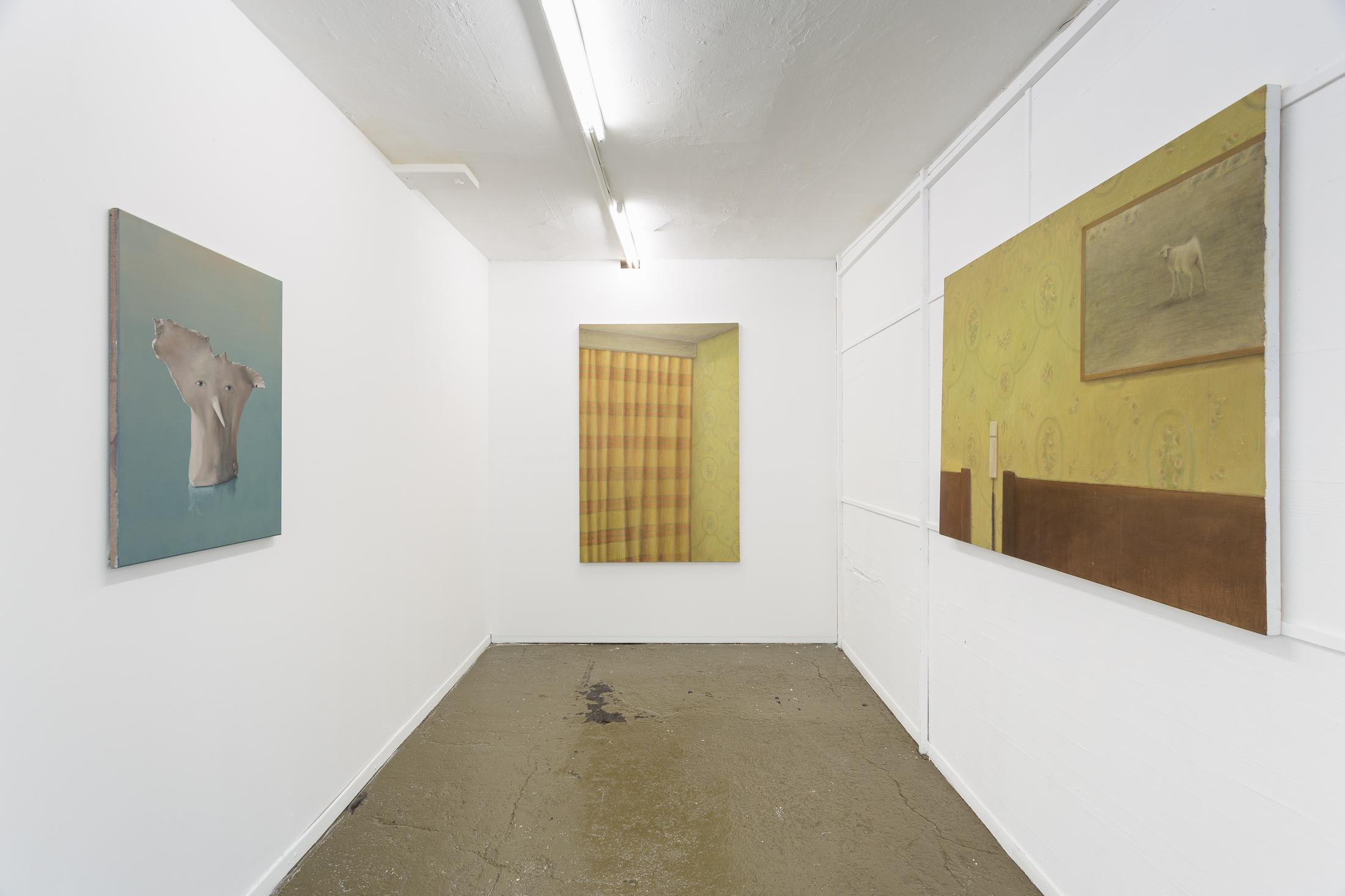 Exhibition View Groupshow «New (Object) Order» with Christoph Hänsli, Eduardo Rubén and Francisco Sierra at Last Tango, Zurich, 2019 / Photo: Kilian Bannwart / Courtesy: the artists and Last Tango